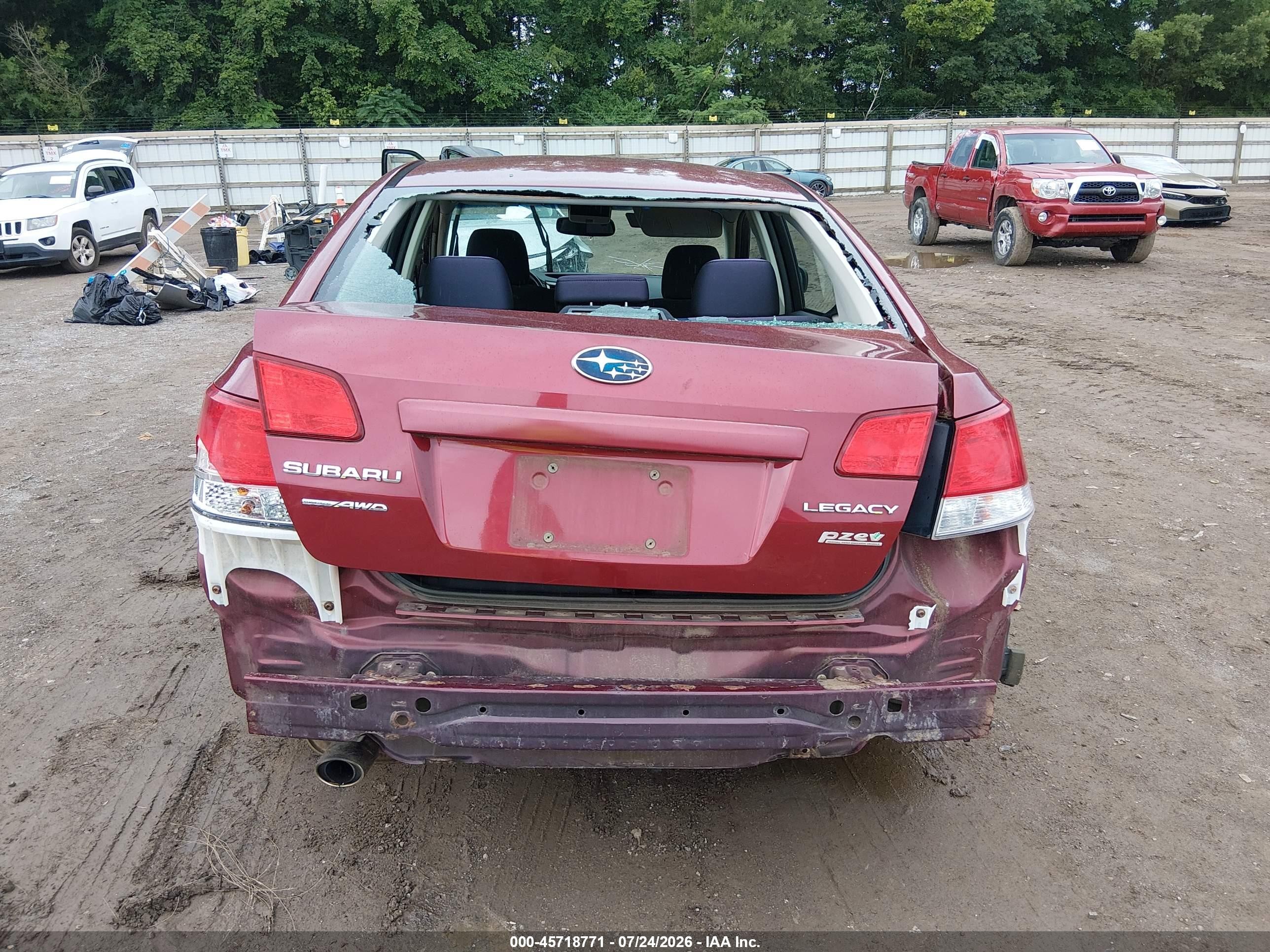 2013 Subaru Legacy 2.5i Premium Red vin: 4S3BMBG62D3022315