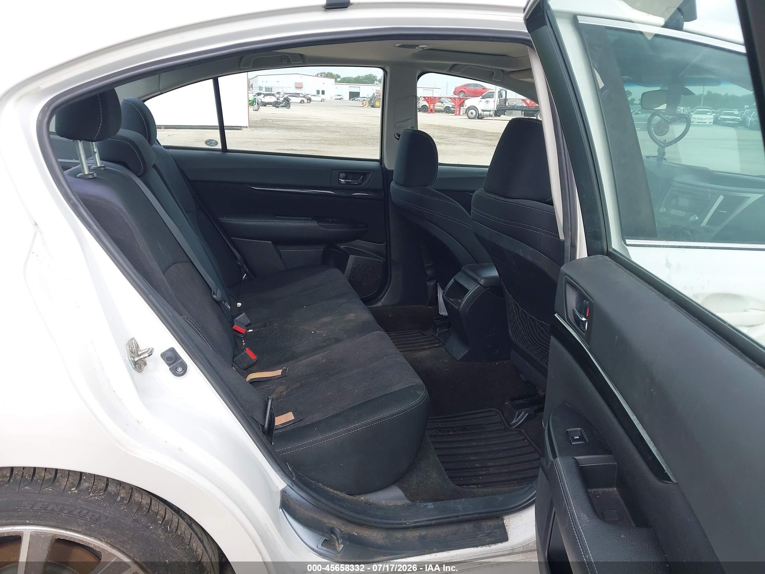 2013 Subaru Legacy 2.5 I Sport White vin: 4S3BMBG62D3025831