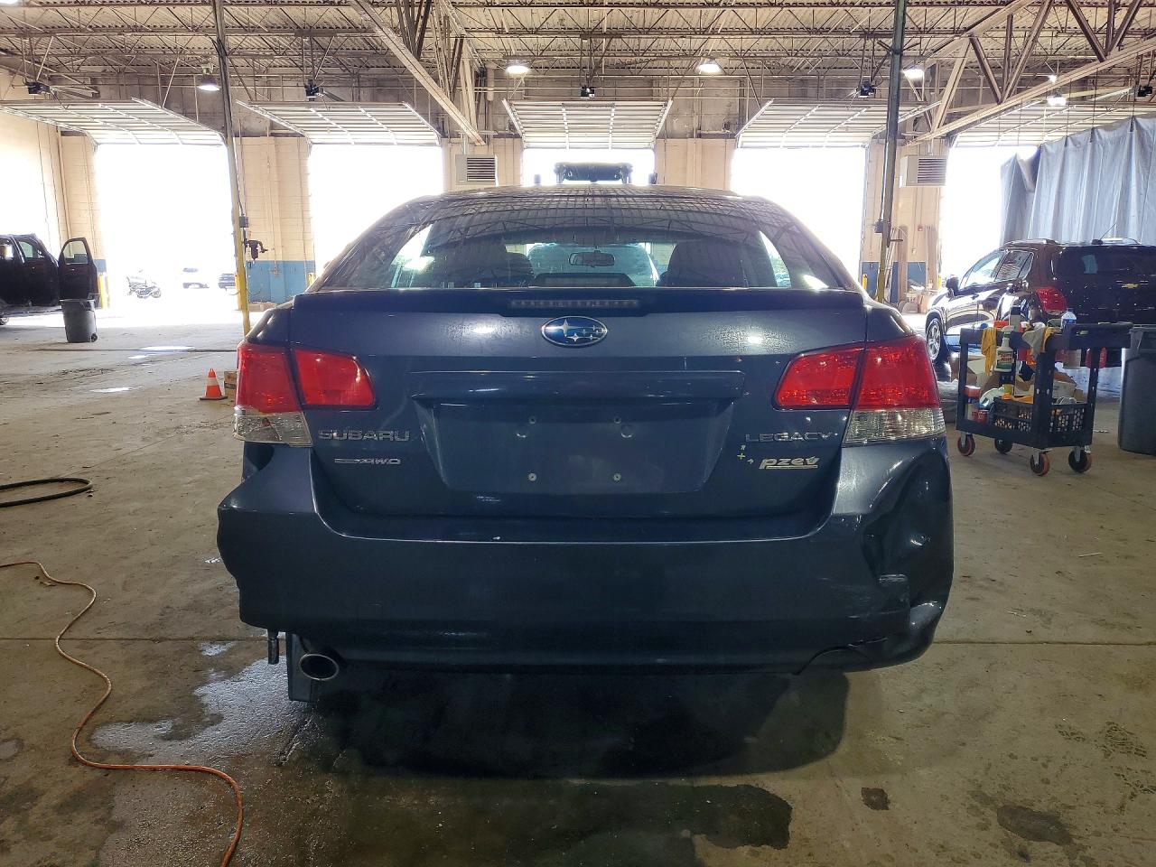 2013 Subaru Legacy 2.5i Premium Gray vin: 4S3BMBG63D3002154