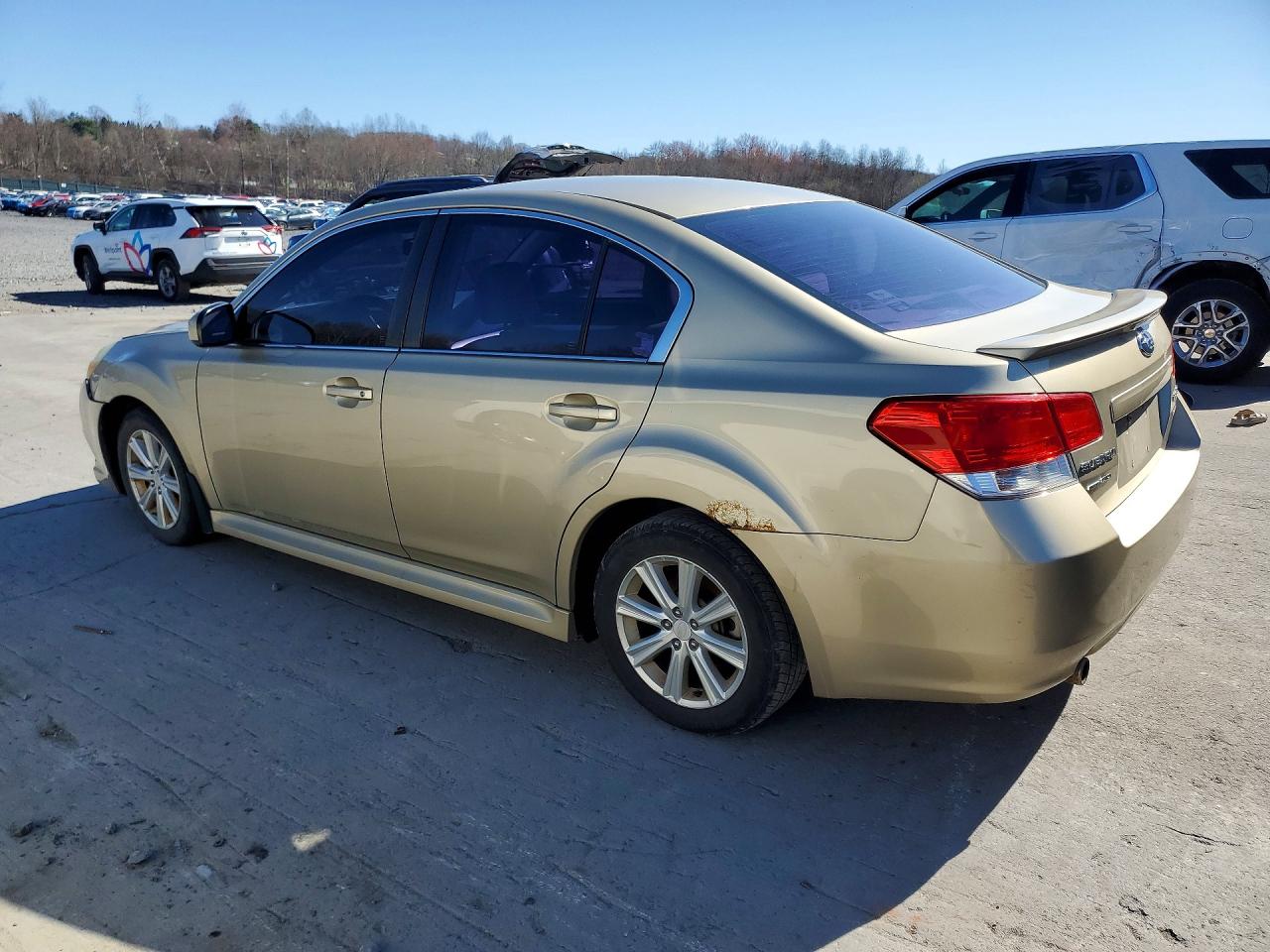 2010 Subaru Legacy 2.5i Premium Gold vin: 4S3BMBG64A3211480