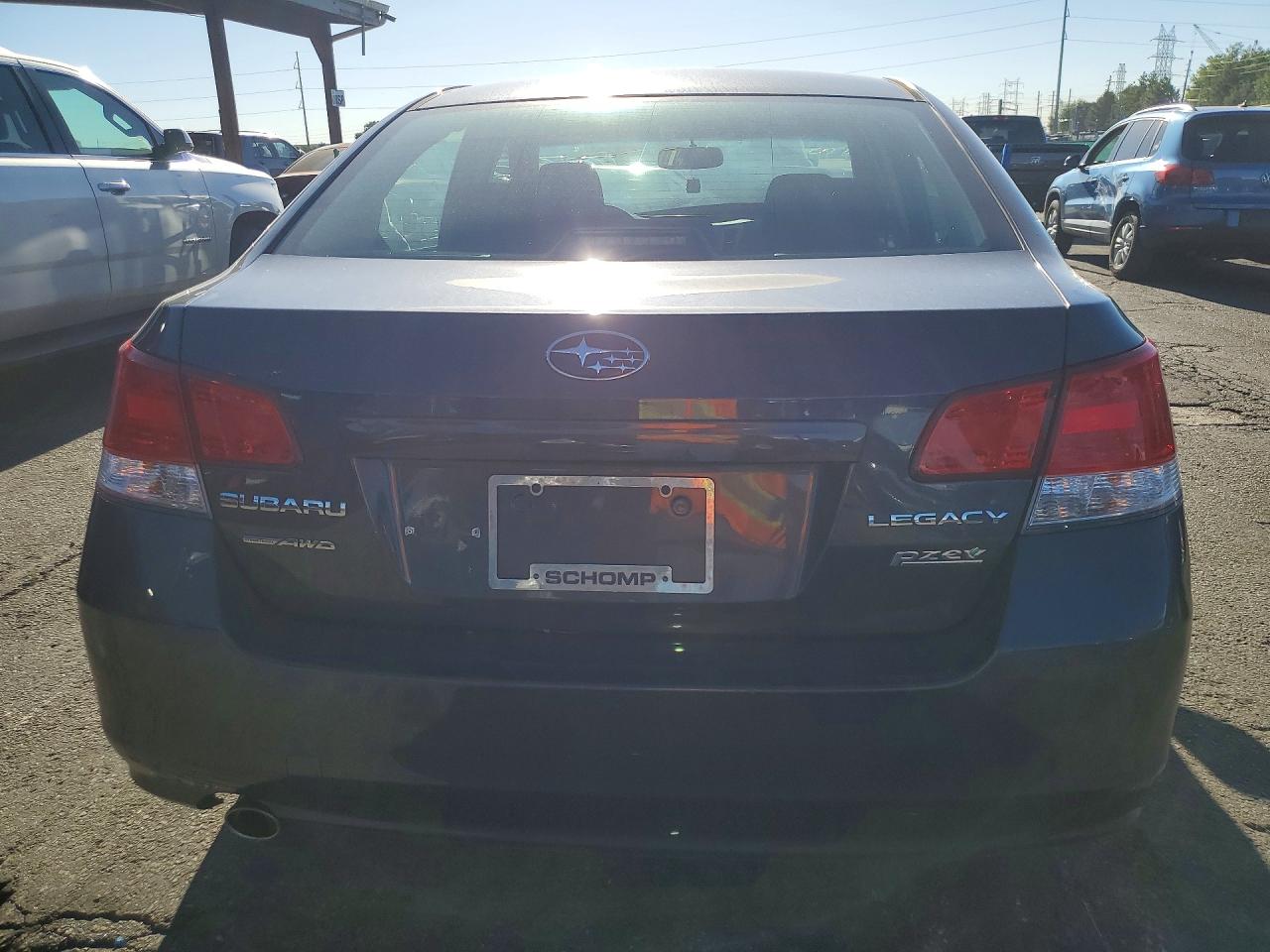 2011 Subaru Legacy 2.5i Premium Gray vin: 4S3BMBG64B3217555