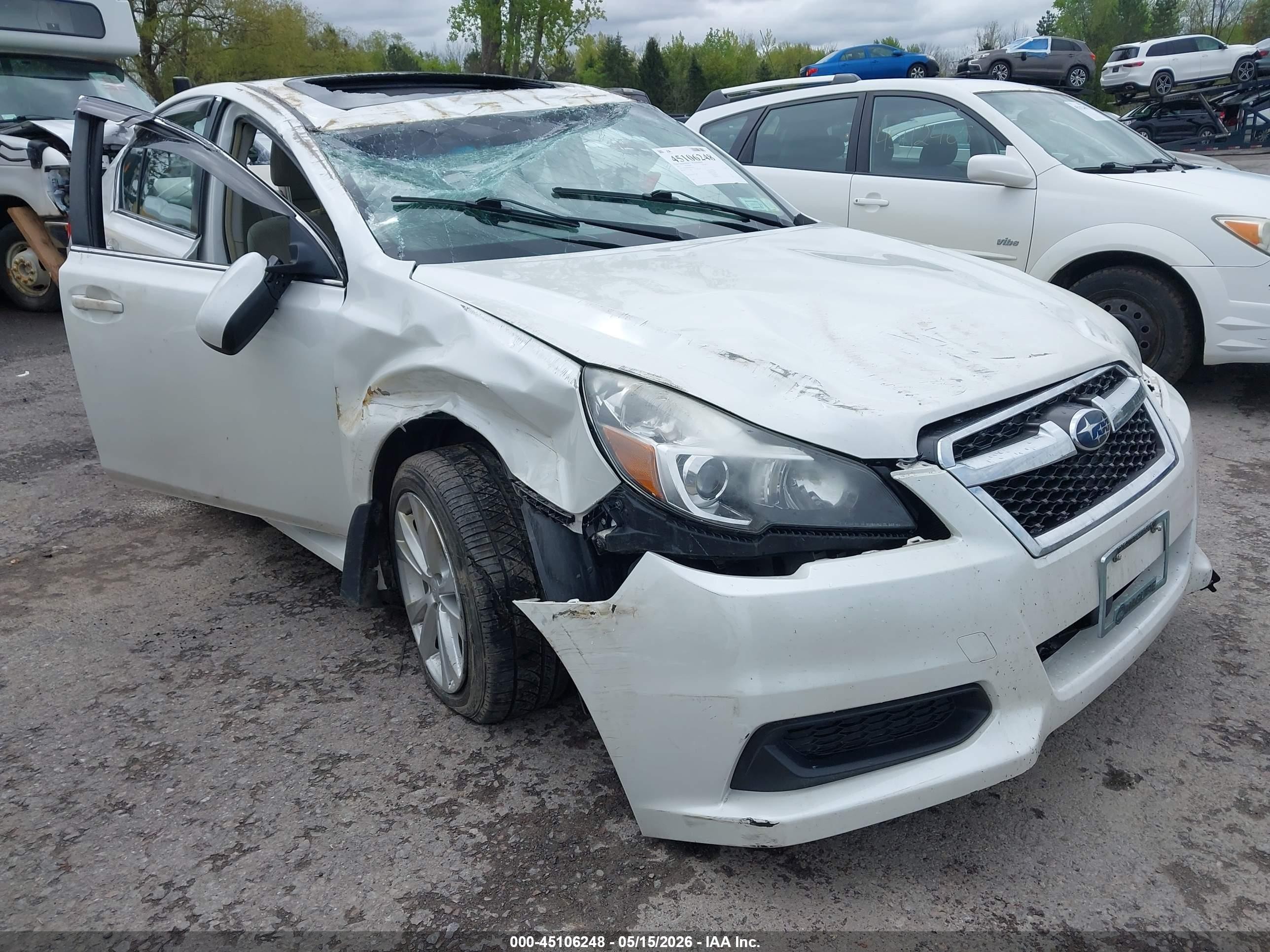 2013 Subaru Legacy 2.5i Premium White vin: 4S3BMBG64D3006276