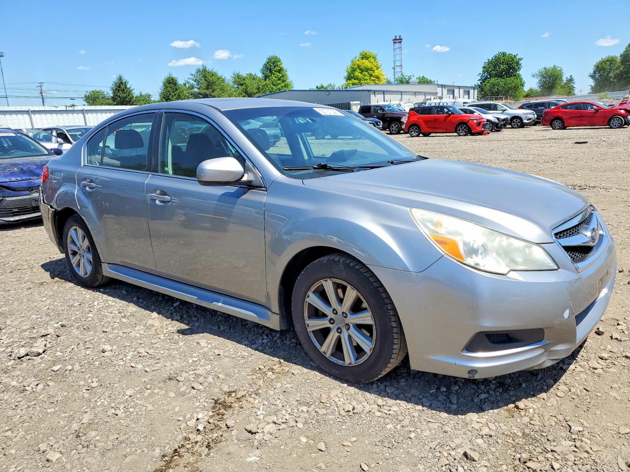 2011 Subaru Legacy 2.5i Premium Серебряный vin: 4S3BMBG65B3252444