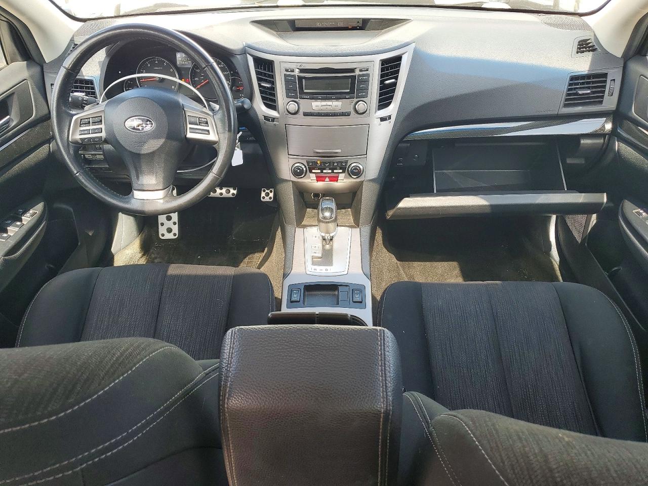 2013 Subaru Legacy 2.5i Premium White vin: 4S3BMBG65D3029372