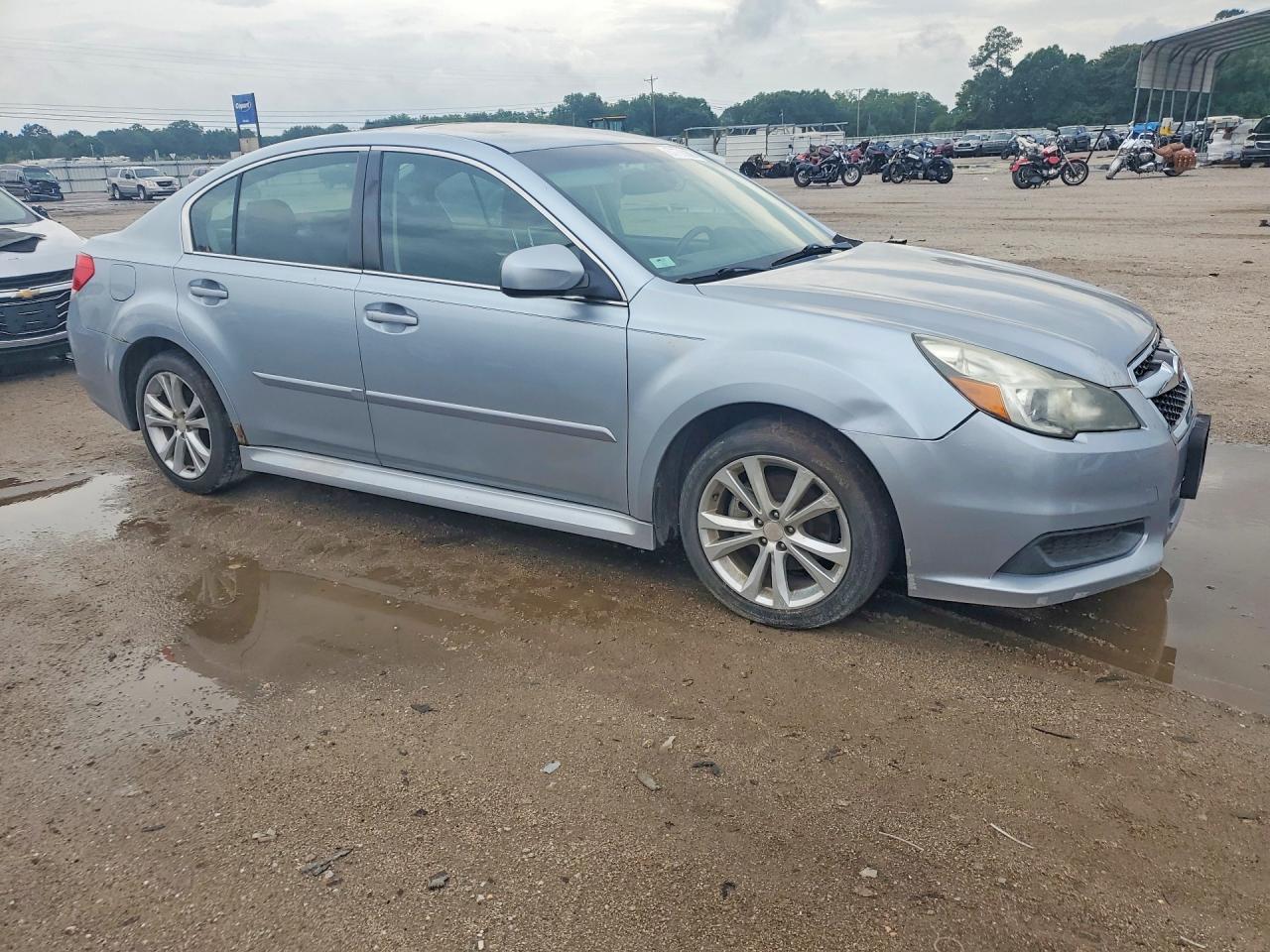 2013 Subaru Legacy 2.5i Premium Silver vin: 4S3BMBG65D3043210