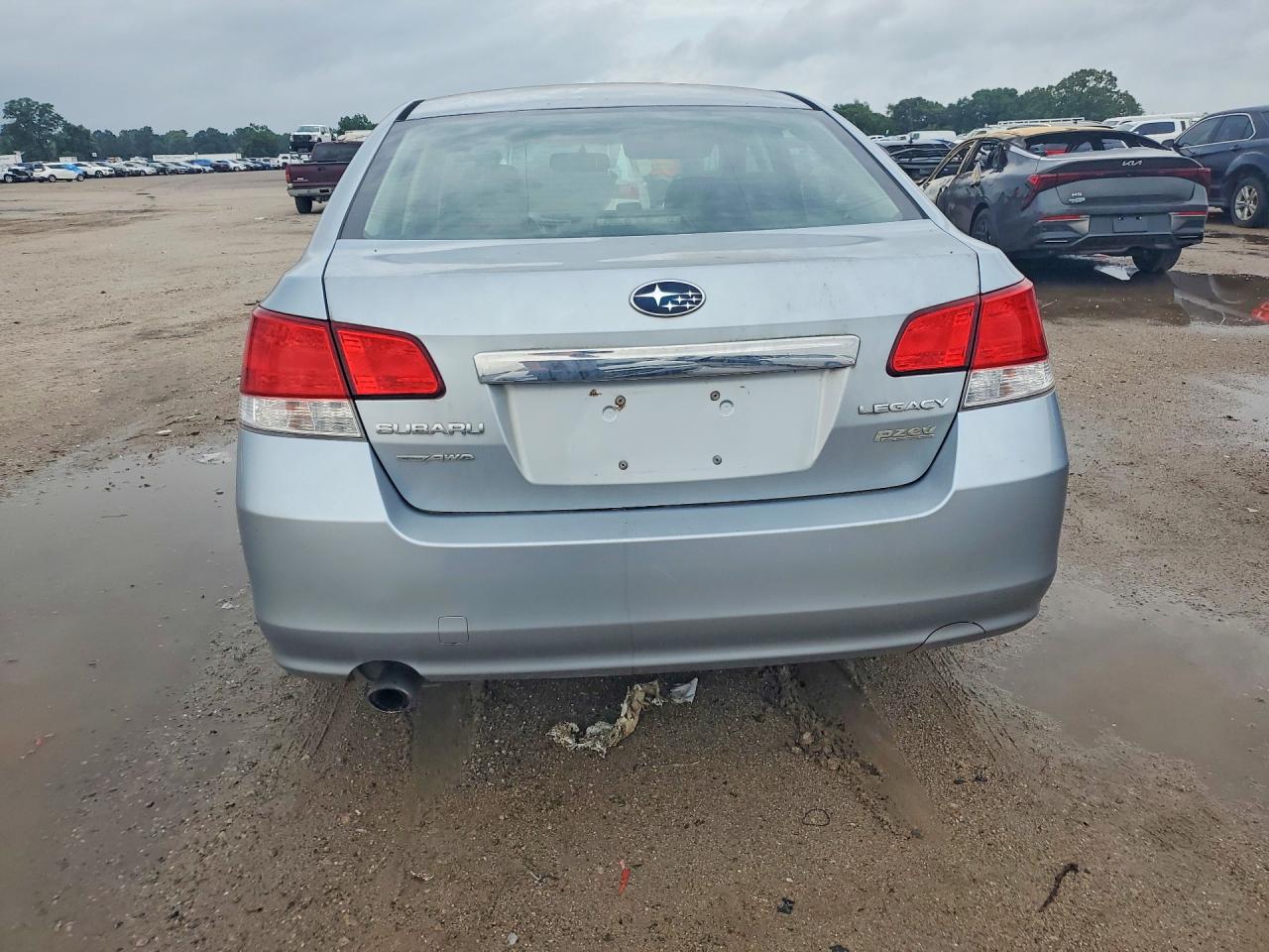 2013 Subaru Legacy 2.5i Premium Silver vin: 4S3BMBG65D3043210