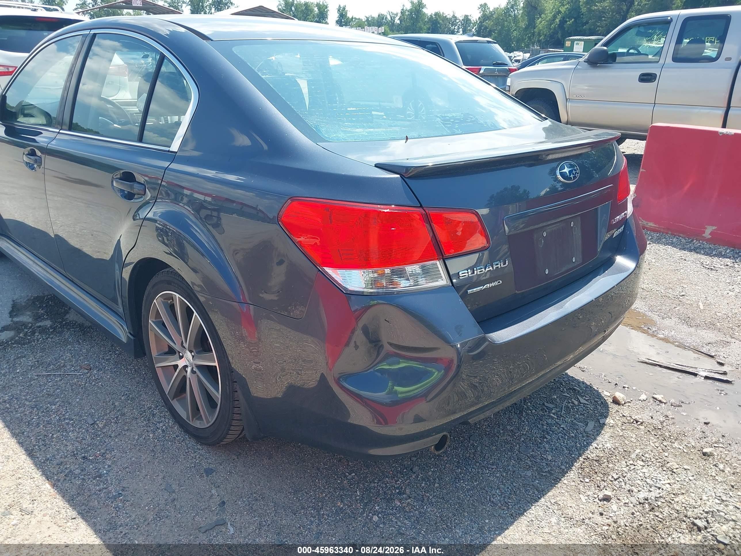 2013 Subaru Legacy 2.5 I Sport Gray vin: 4S3BMBG65D3048021