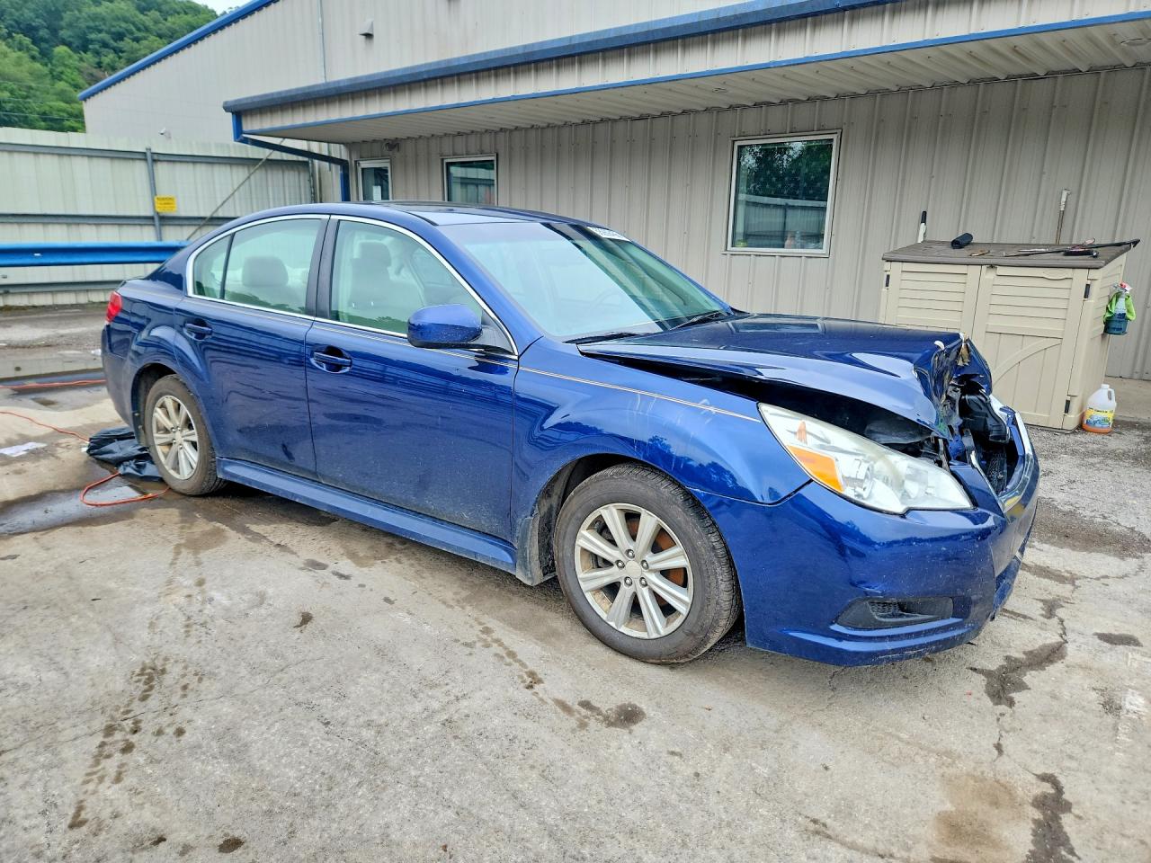 2010 Subaru Legacy 2.5i Premium Blue vin: 4S3BMBG67A3221873