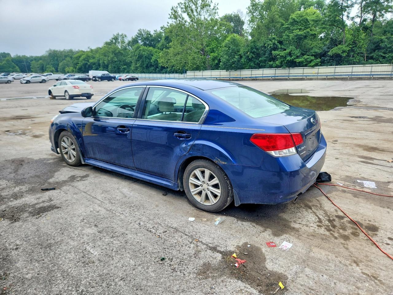 2010 Subaru Legacy 2.5i Premium Blue vin: 4S3BMBG67A3221873