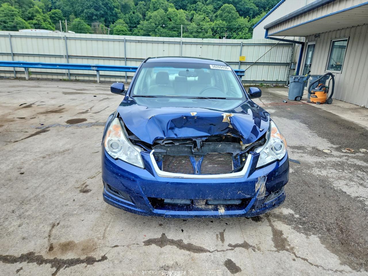 2010 Subaru Legacy 2.5i Premium Blue vin: 4S3BMBG67A3221873