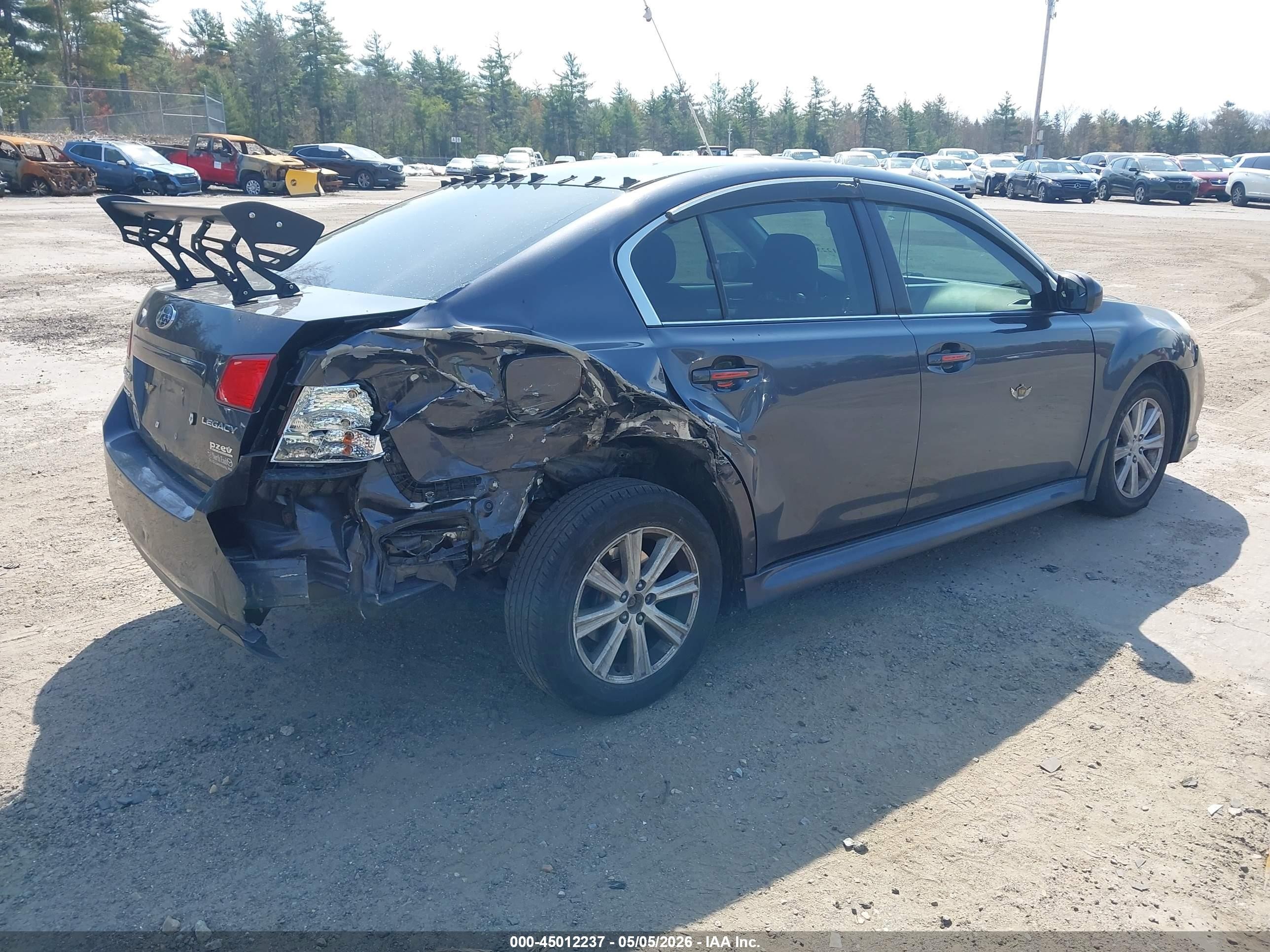 2010 Subaru Legacy 2.5i Premium Blue vin: 4S3BMBG67A3231335