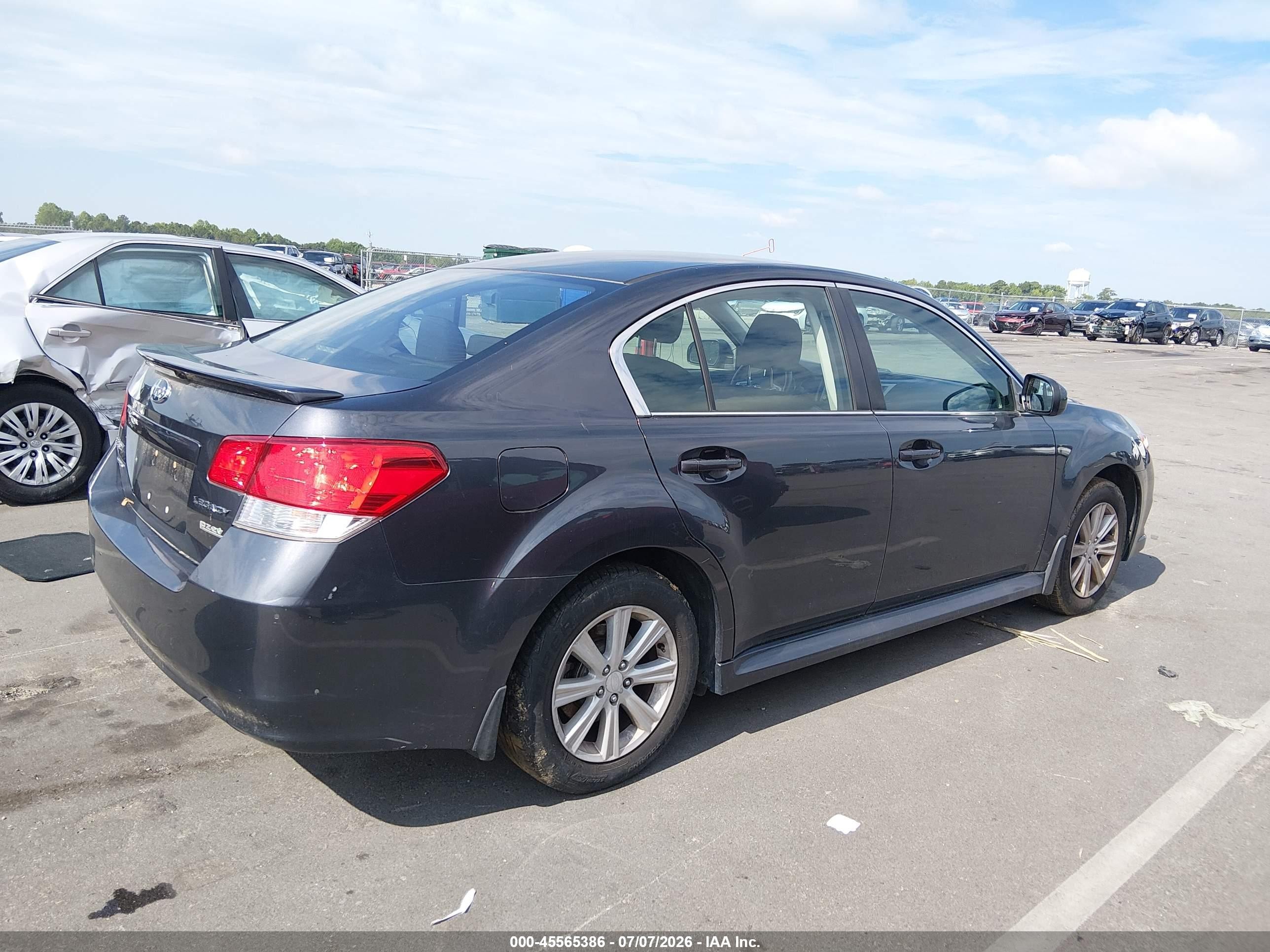 2011 Subaru Legacy 2.5i Premium Gray vin: 4S3BMBG67B3259461