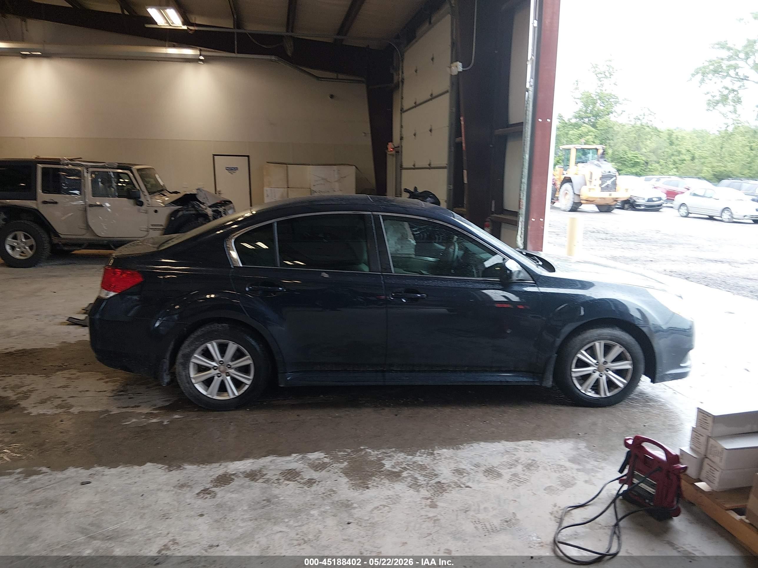 2012 Subaru Legacy 2.5i Premium Синий vin: 4S3BMBG68C3013052