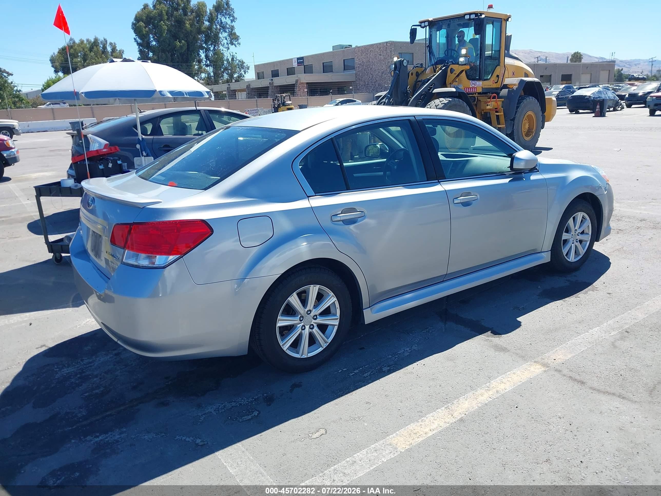 2012 Subaru Legacy 2.5i Premium Silver vin: 4S3BMBG68C3034046