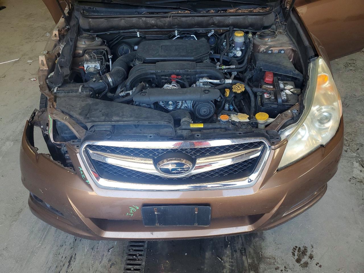 2011 Subaru Legacy 2.5i Premium Brown vin: 4S3BMBG6XB3213056