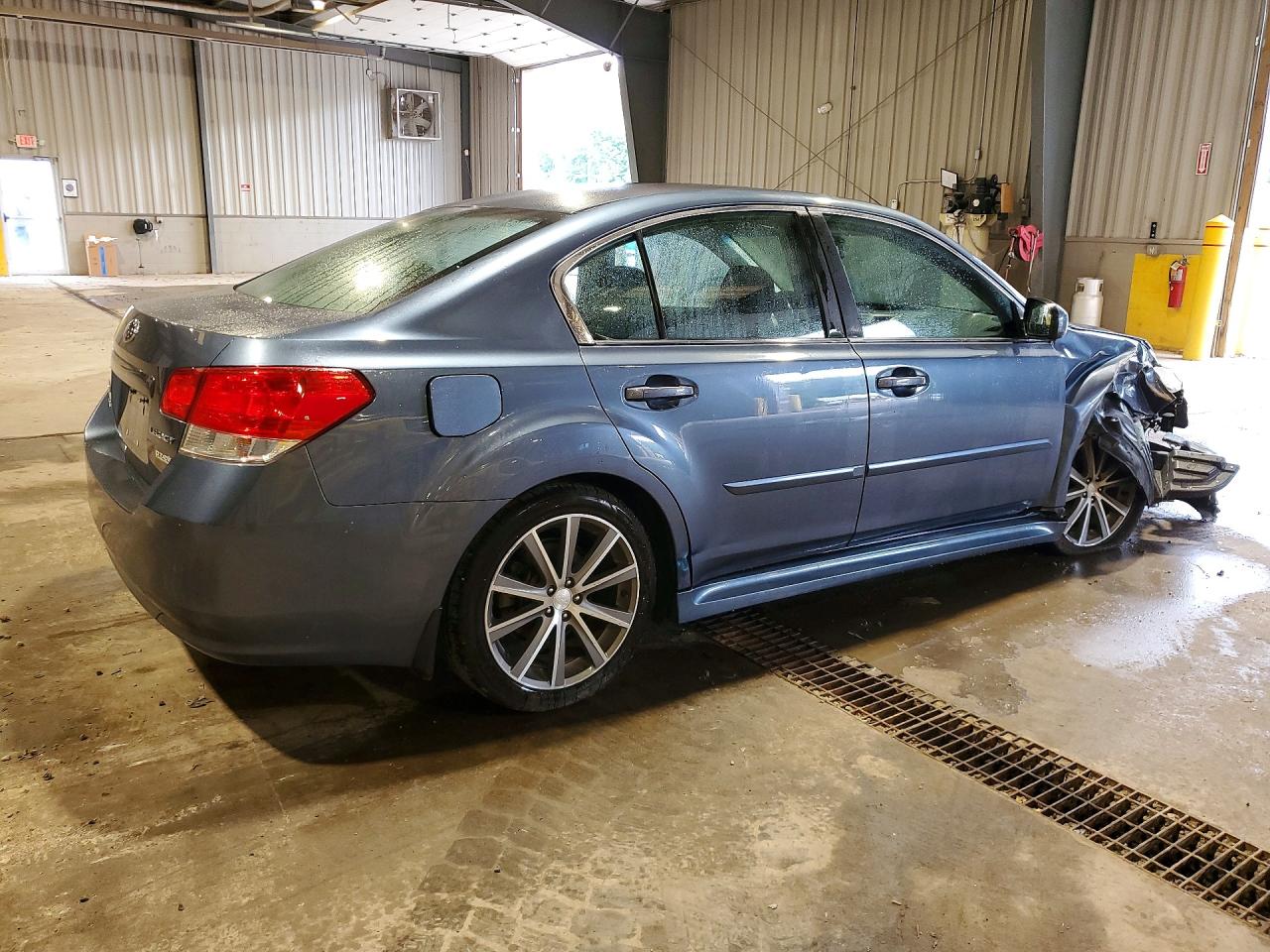 2013 Subaru Legacy 2.5i Premium Blue vin: 4S3BMBG6XD3031795