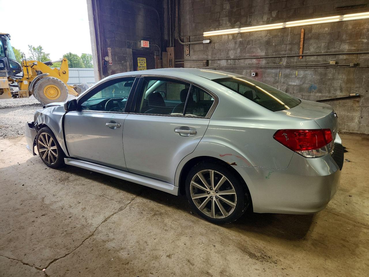 2013 Subaru Legacy 2.5i Premium Silver vin: 4S3BMBG6XD3042263