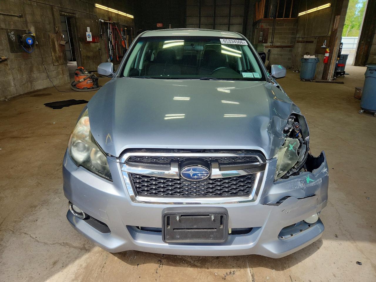 2013 Subaru Legacy 2.5i Premium Silver vin: 4S3BMBG6XD3042263