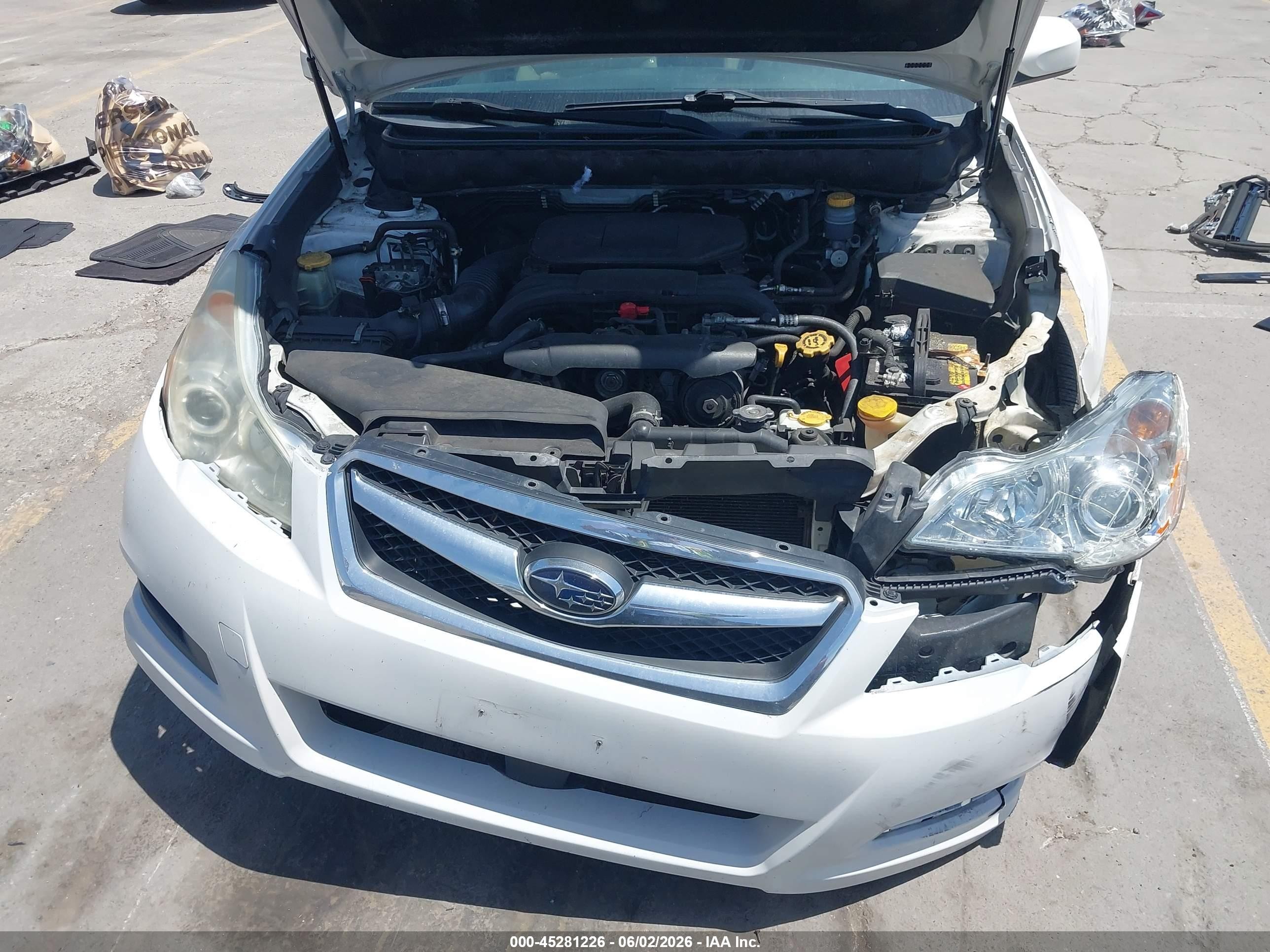 2010 Subaru Legacy 2.5i Premium White vin: 4S3BMBH64A3219206