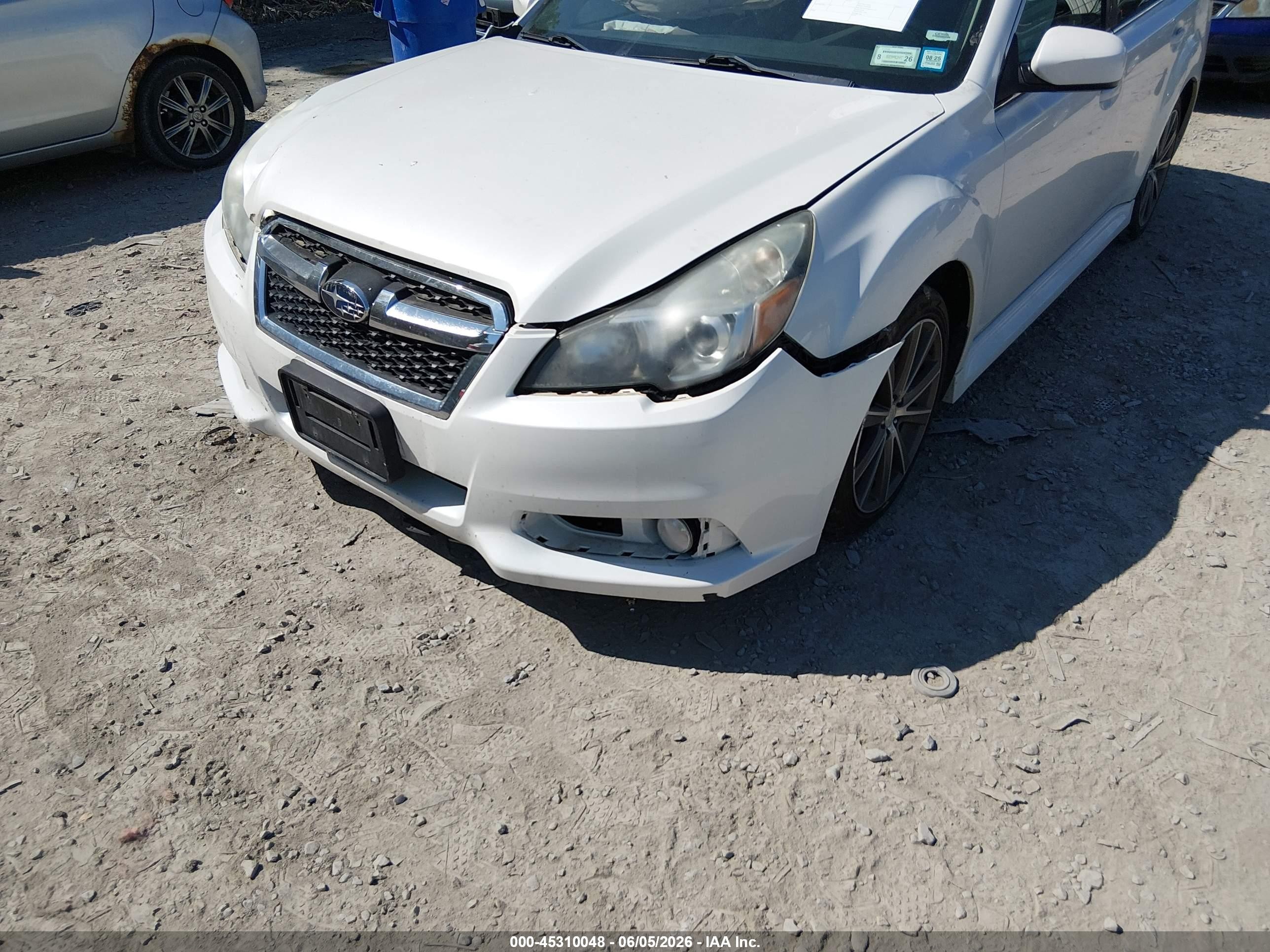 2014 Subaru Legacy 2.5 I Sport White vin: 4S3BMBH64E3027693
