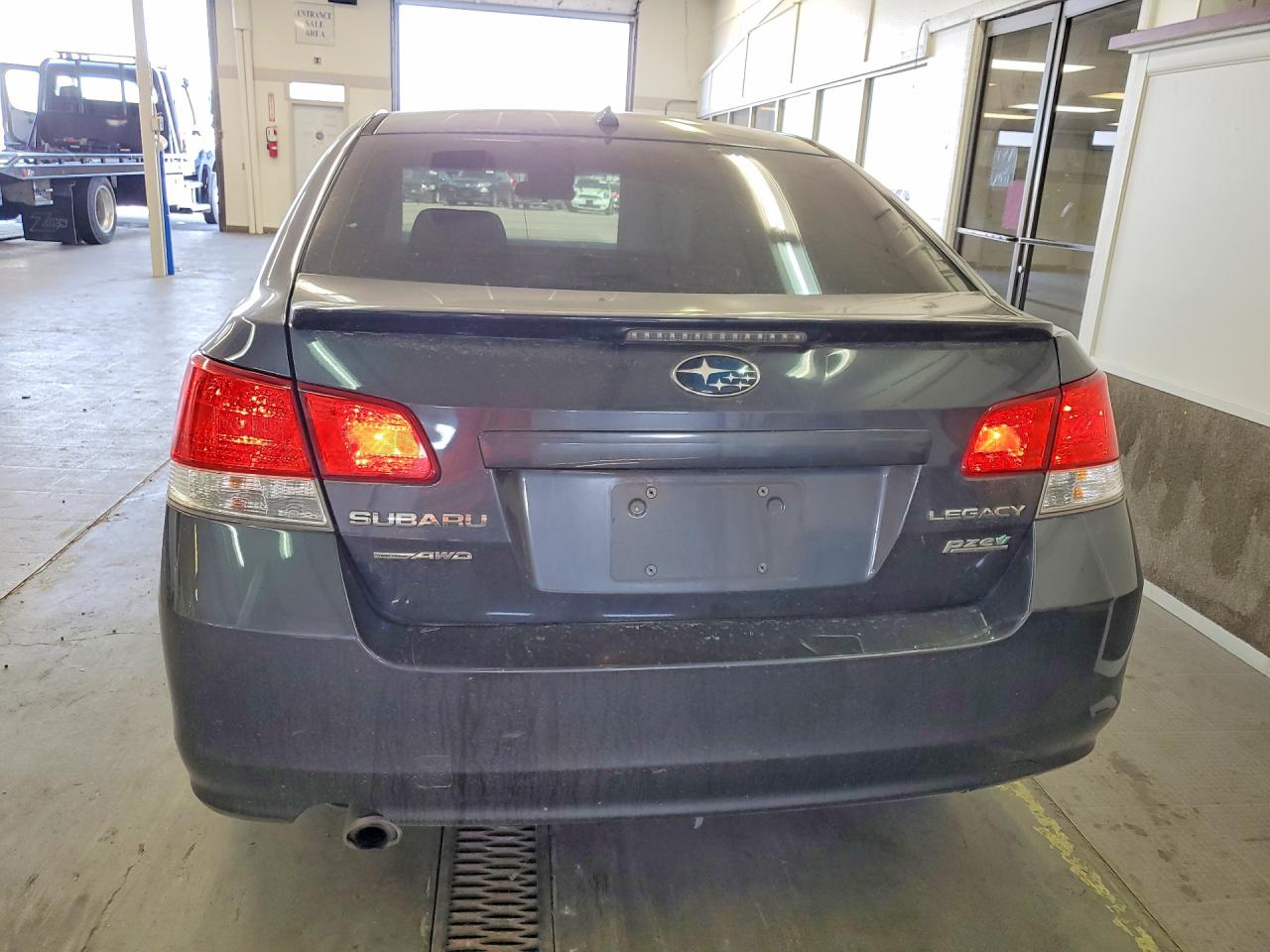 2013 Subaru Legacy 2.5i Premium Charcoal vin: 4S3BMBH6XD3048224