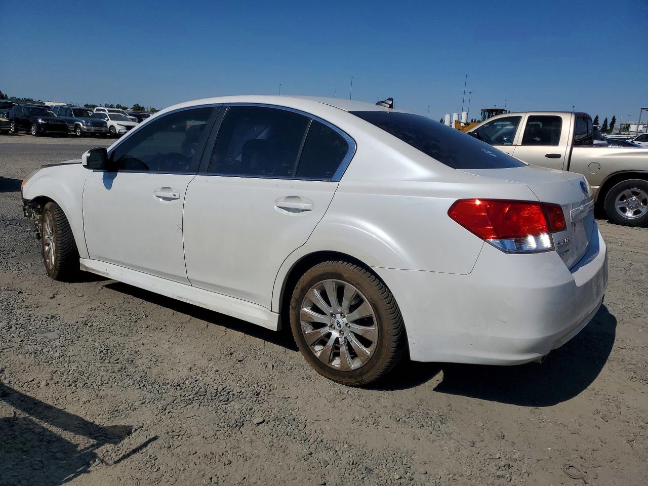 2012 Subaru Legacy 2.5i Limited White vin: 4S3BMBJ60C3024586