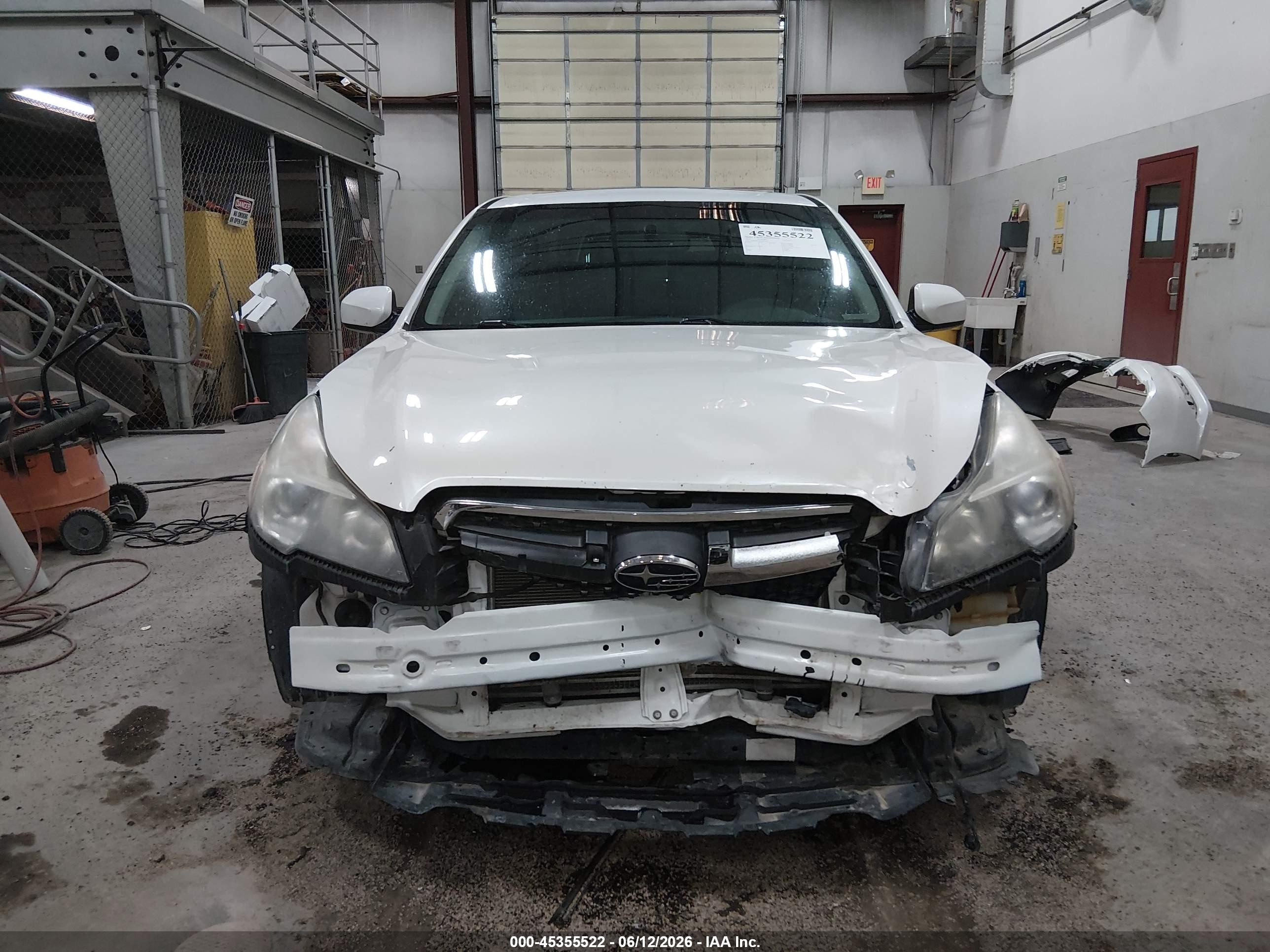 2014 Subaru Legacy 2.5 I Sport White vin: 4S3BMBJ60E3007418