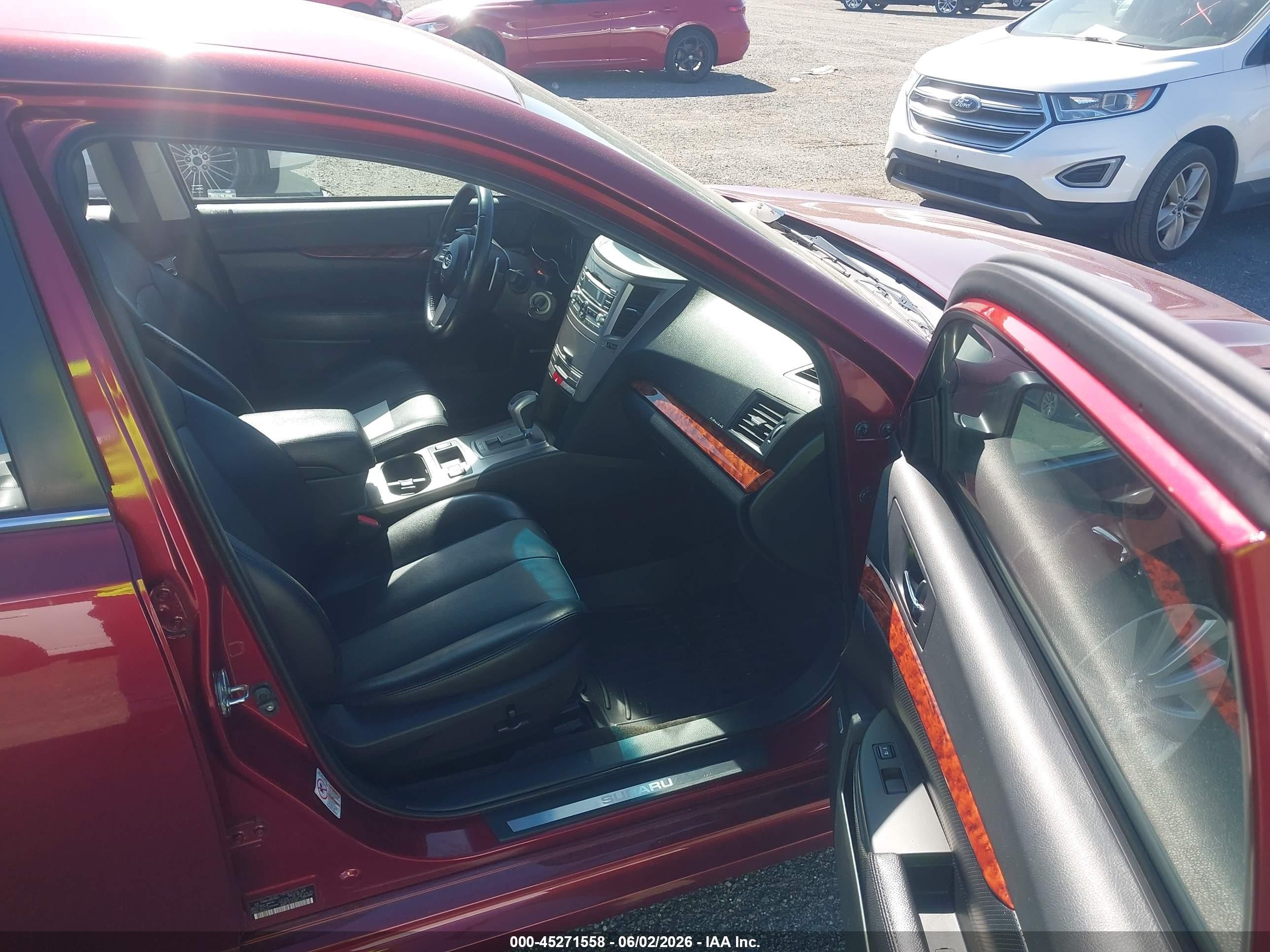 2011 Subaru Legacy 2.5i Limited Red vin: 4S3BMBJ64B3259653
