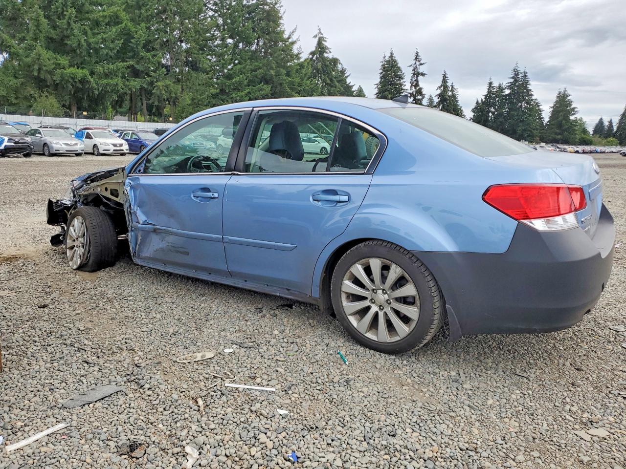 2011 Subaru Legacy 2.5i Limited Blue vin: 4S3BMBJ66B3217873