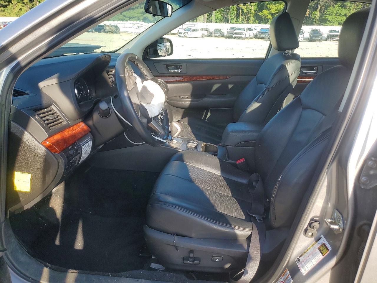 2011 Subaru Legacy 2.5i Limited Silver vin: 4S3BMBJ68B3239521