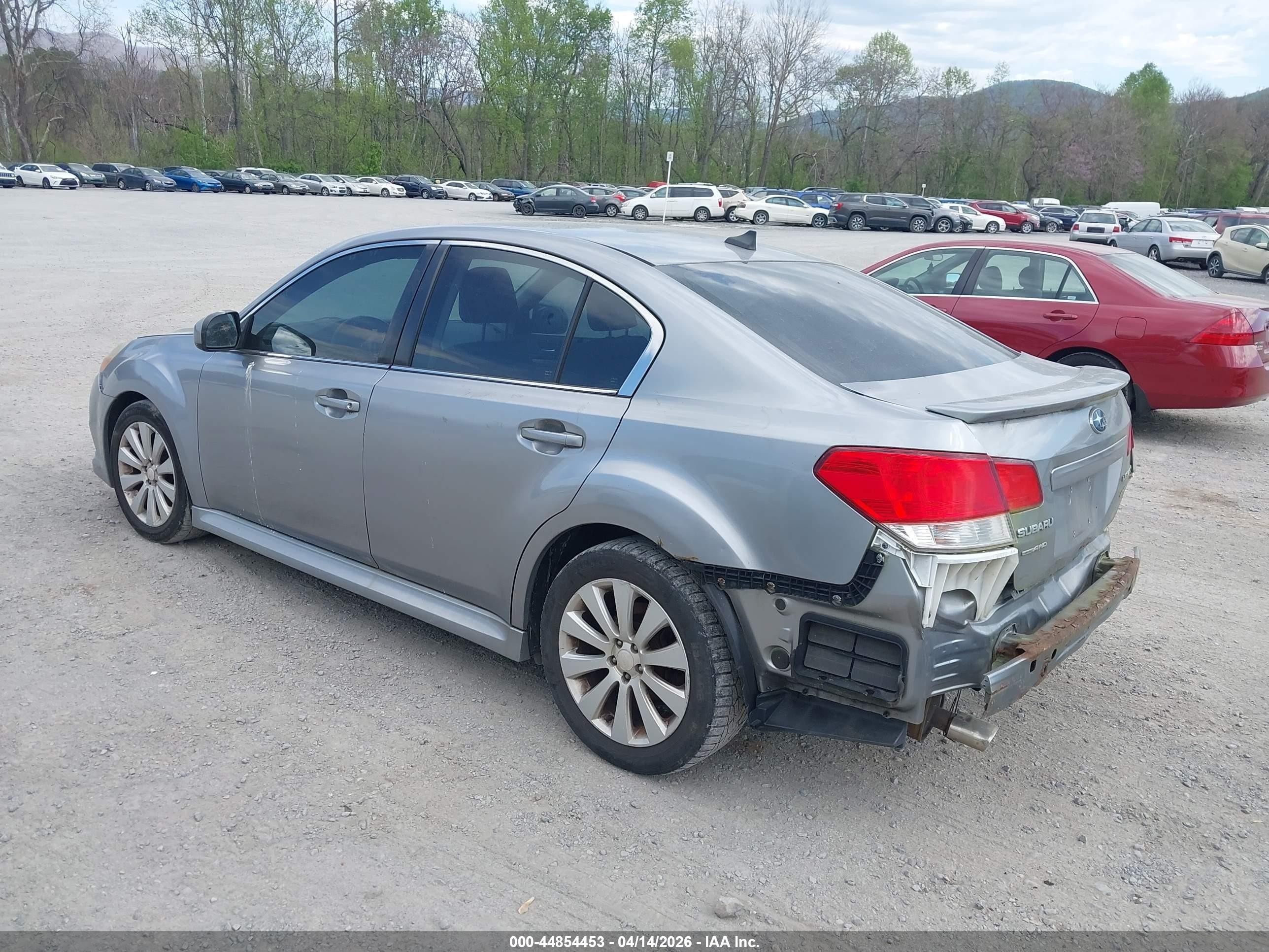 2011 Subaru Legacy 2.5i Limited Silver vin: 4S3BMBJ68B3250504
