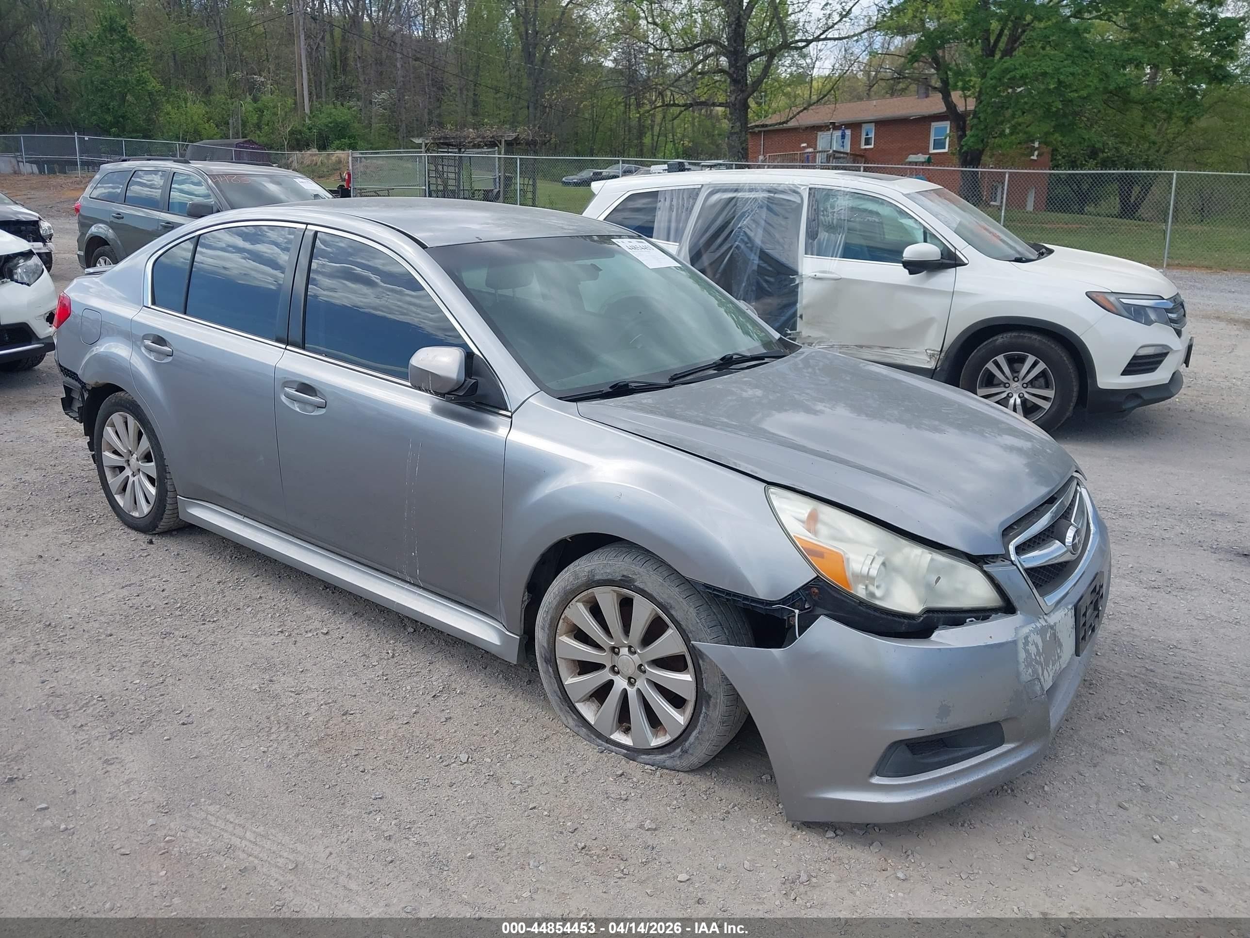 2011 Subaru Legacy 2.5i Limited Silver vin: 4S3BMBJ68B3250504