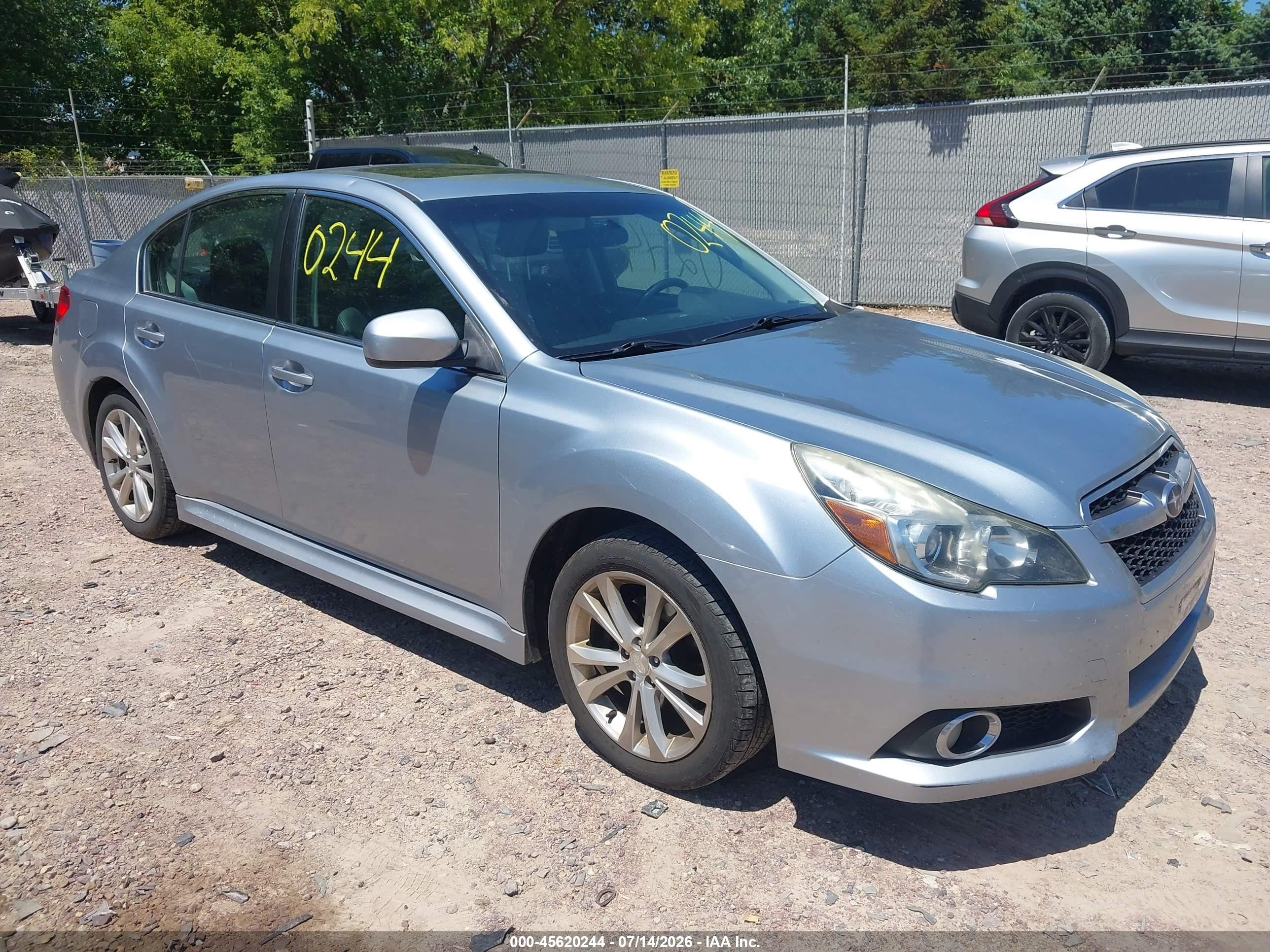 2013 Subaru Legacy 2.5i Limited Silver vin: 4S3BMBK60D3036320
