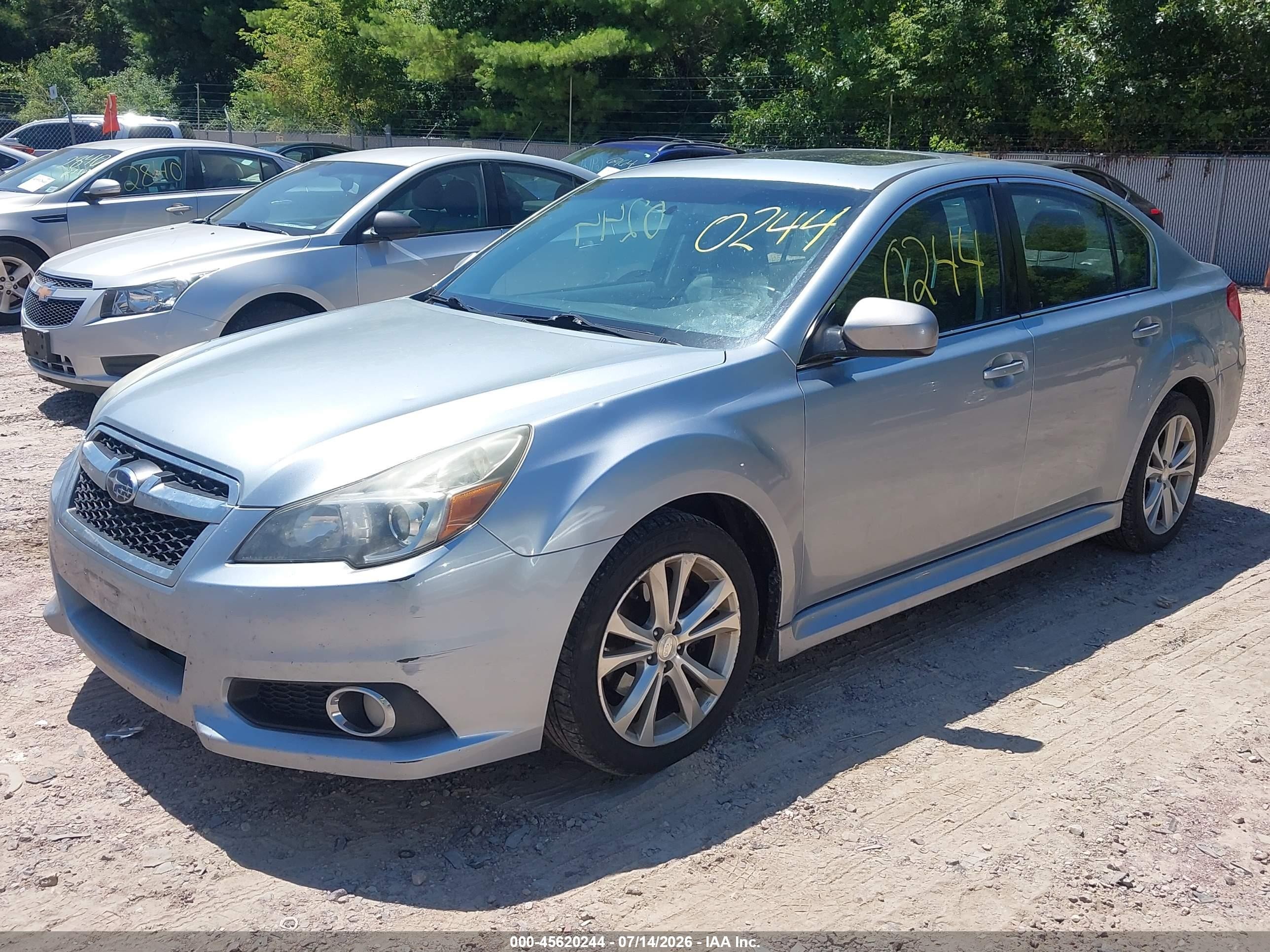 2013 Subaru Legacy 2.5i Limited Silver vin: 4S3BMBK60D3036320