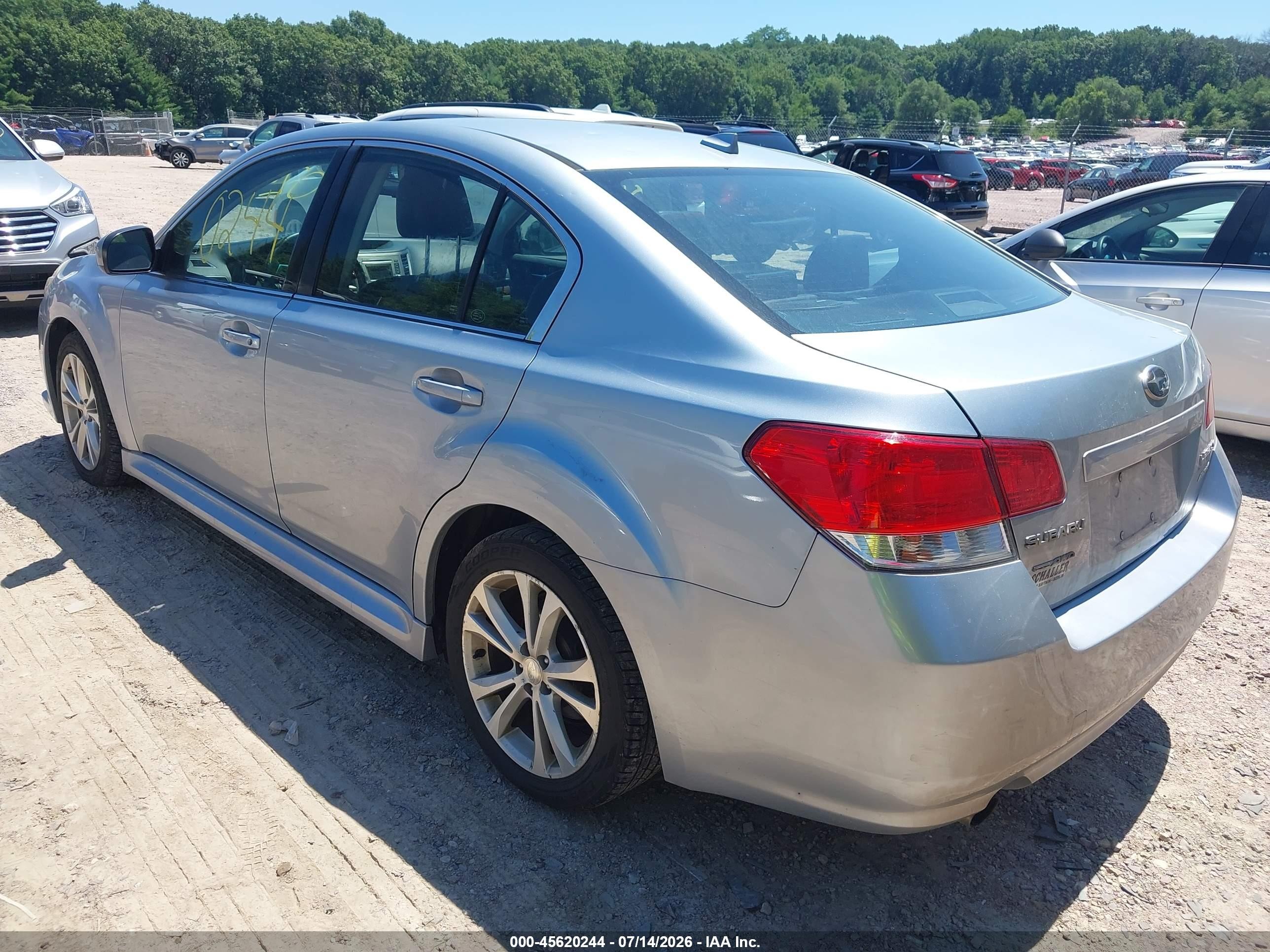 2013 Subaru Legacy 2.5i Limited Silver vin: 4S3BMBK60D3036320