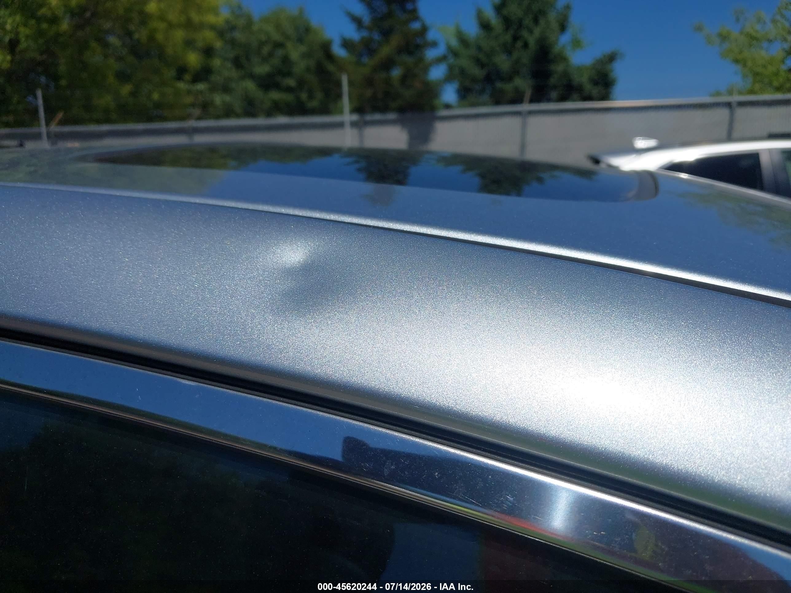 2013 Subaru Legacy 2.5i Limited Silver vin: 4S3BMBK60D3036320