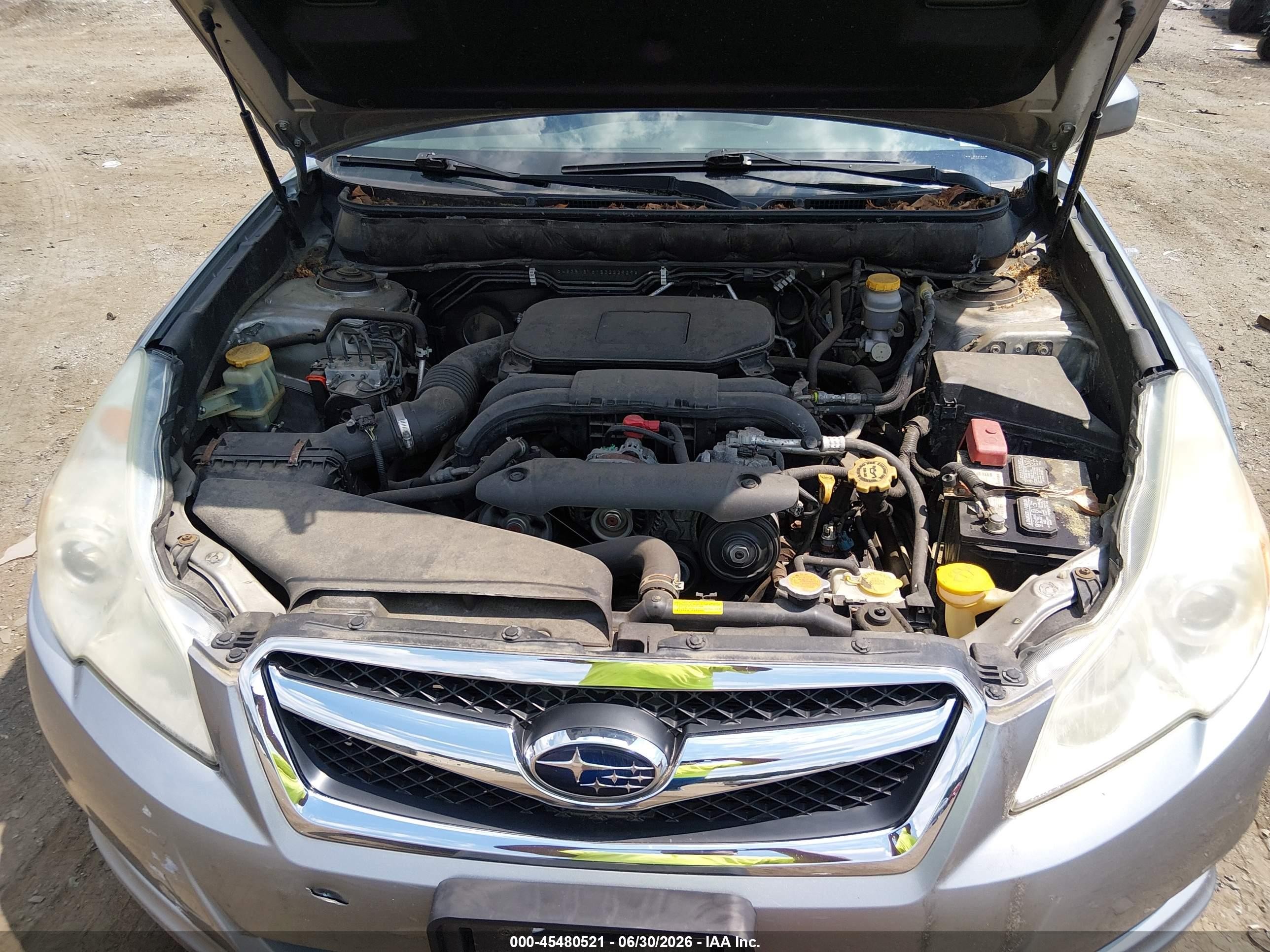 2011 Subaru Legacy 2.5i Limited Silver vin: 4S3BMBK61B3222929