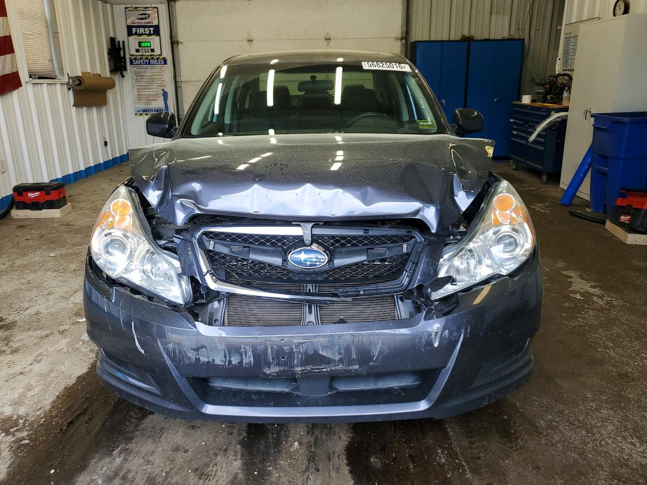 2011 Subaru Legacy 2.5i Limited Серый vin: 4S3BMBK61B3261598