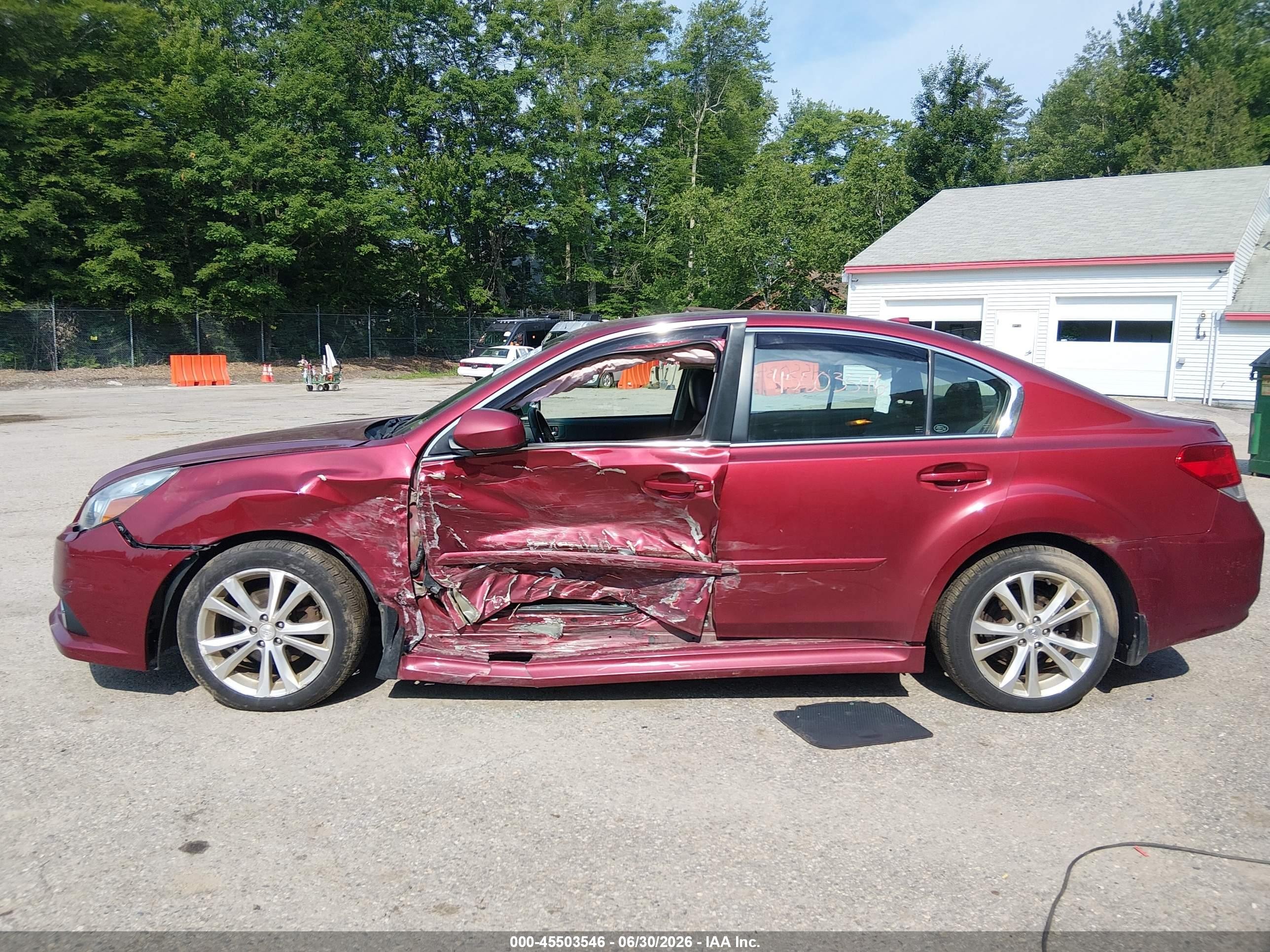 2013 Subaru Legacy 2.5i Limited Red vin: 4S3BMBK61D3027156
