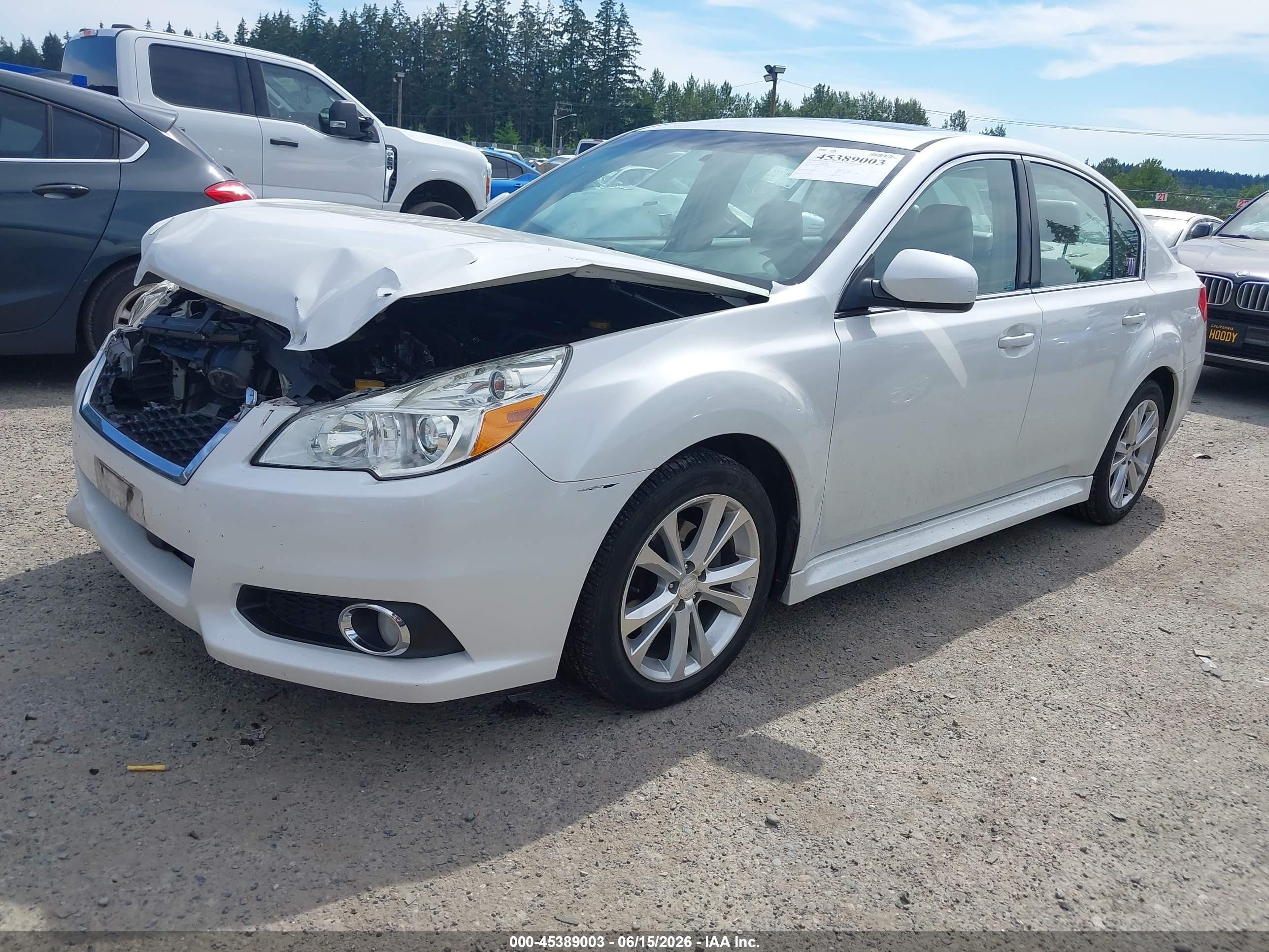 2013 Subaru Legacy 2.5i Limited White vin: 4S3BMBK61D3048606