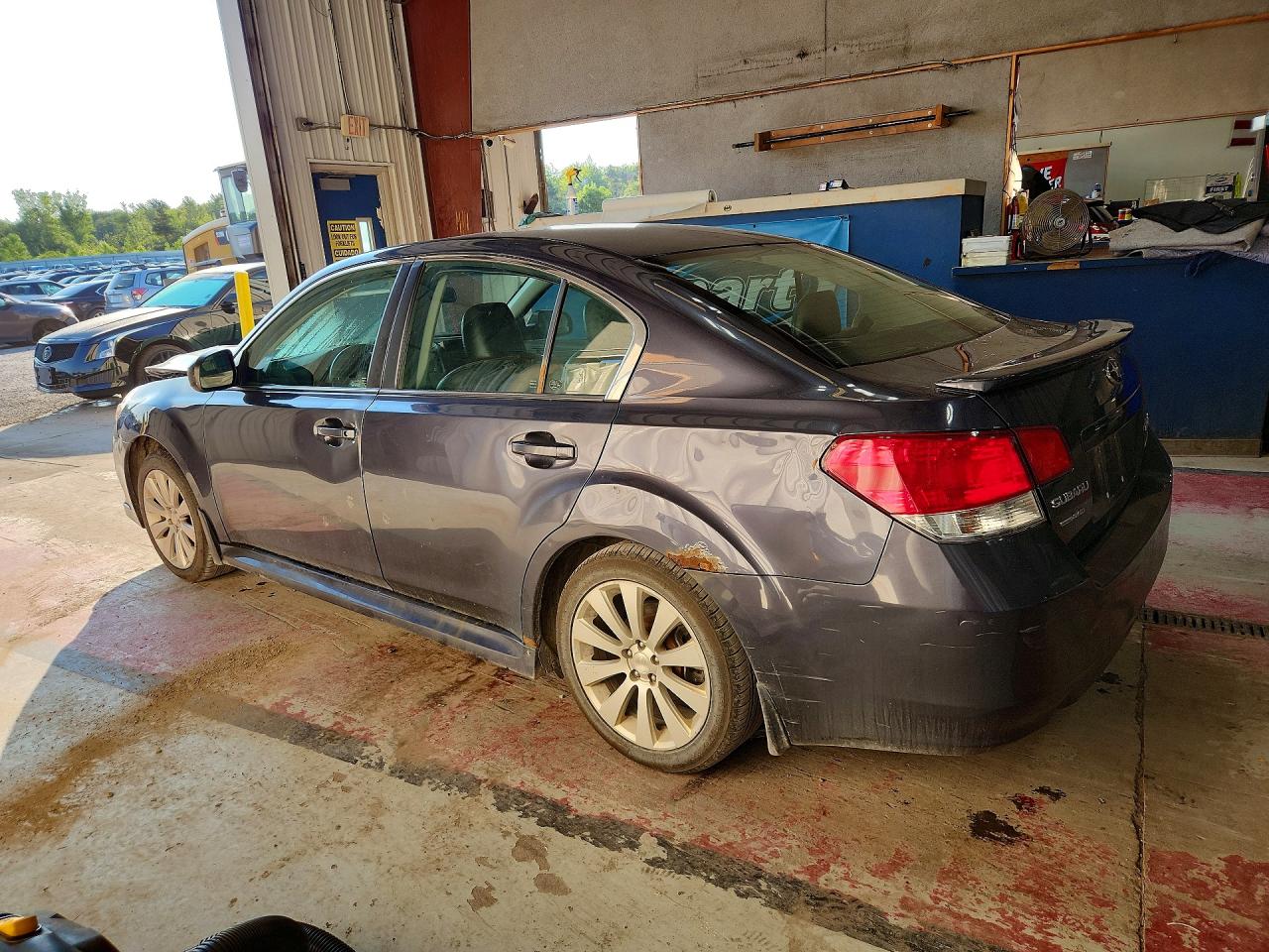 2010 Subaru Legacy 2.5i Limited Gray vin: 4S3BMBK62A3227796