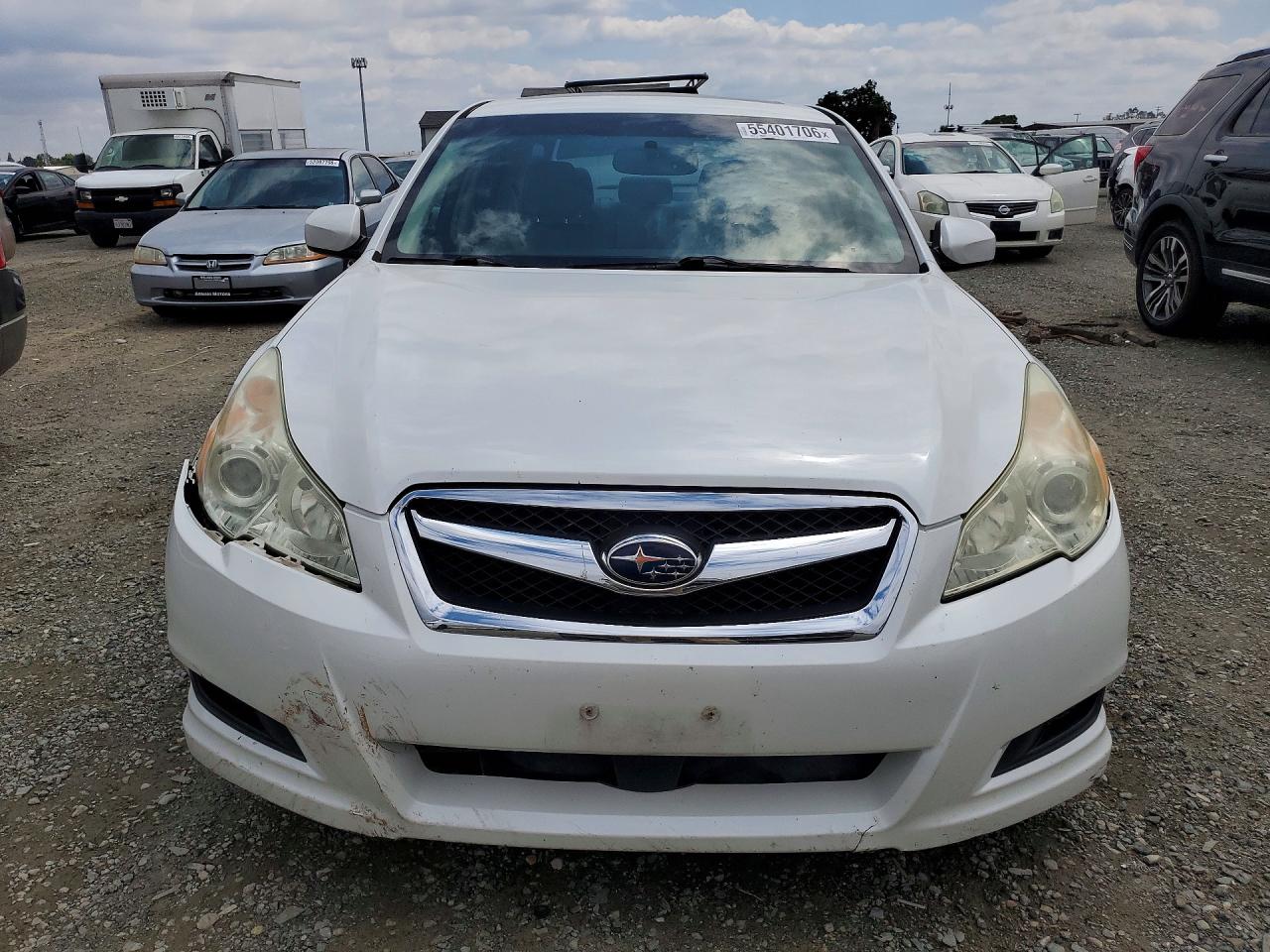 2011 Subaru Legacy 2.5i Limited White vin: 4S3BMBK62B3241506