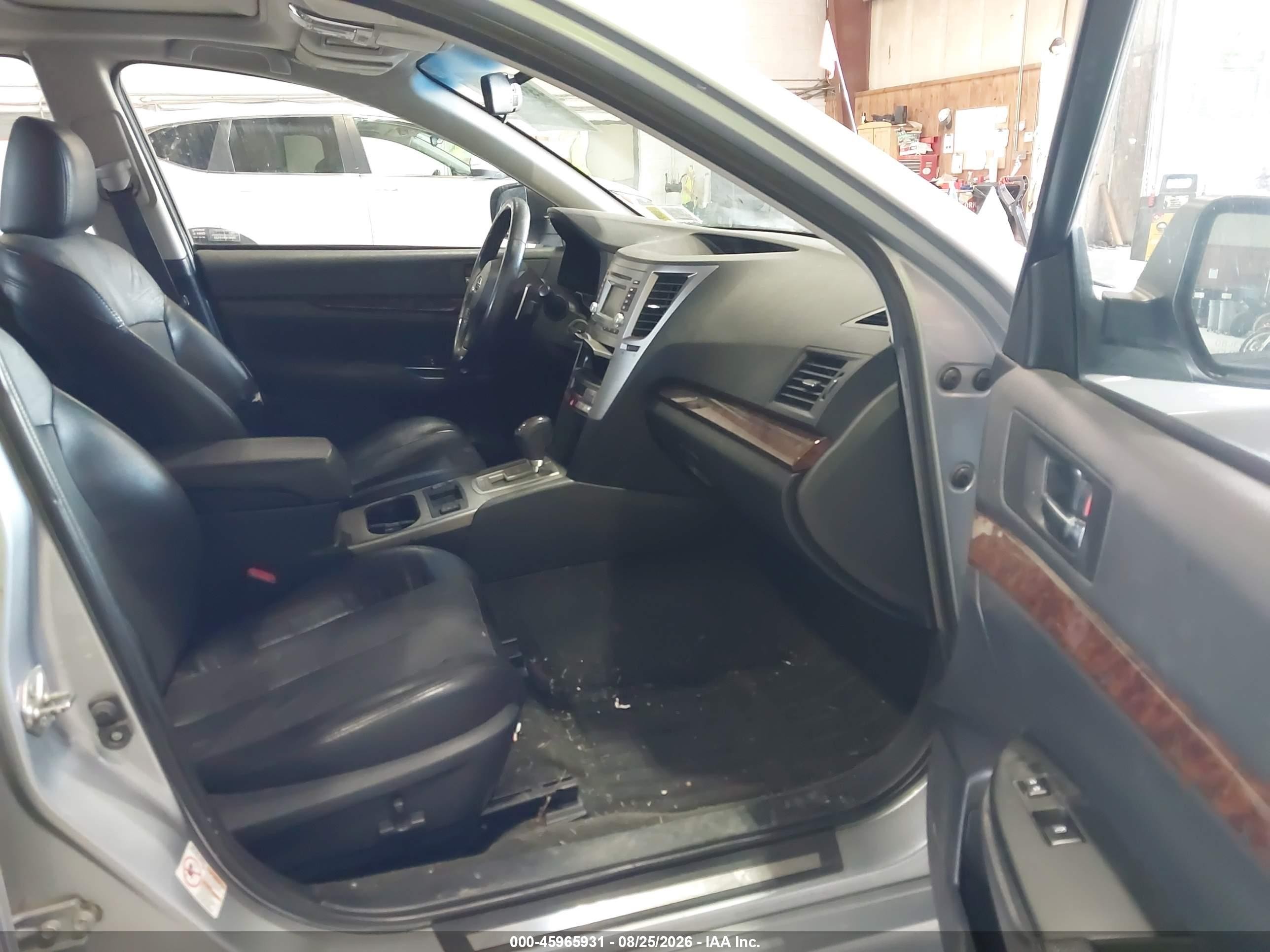 2013 Subaru Legacy 2.5i Limited Gray vin: 4S3BMBK62D3029840