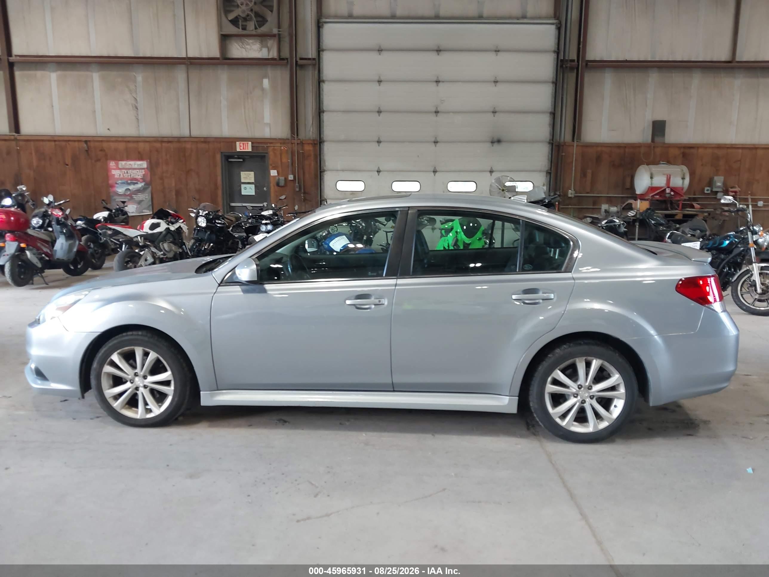 2013 Subaru Legacy 2.5i Limited Gray vin: 4S3BMBK62D3029840