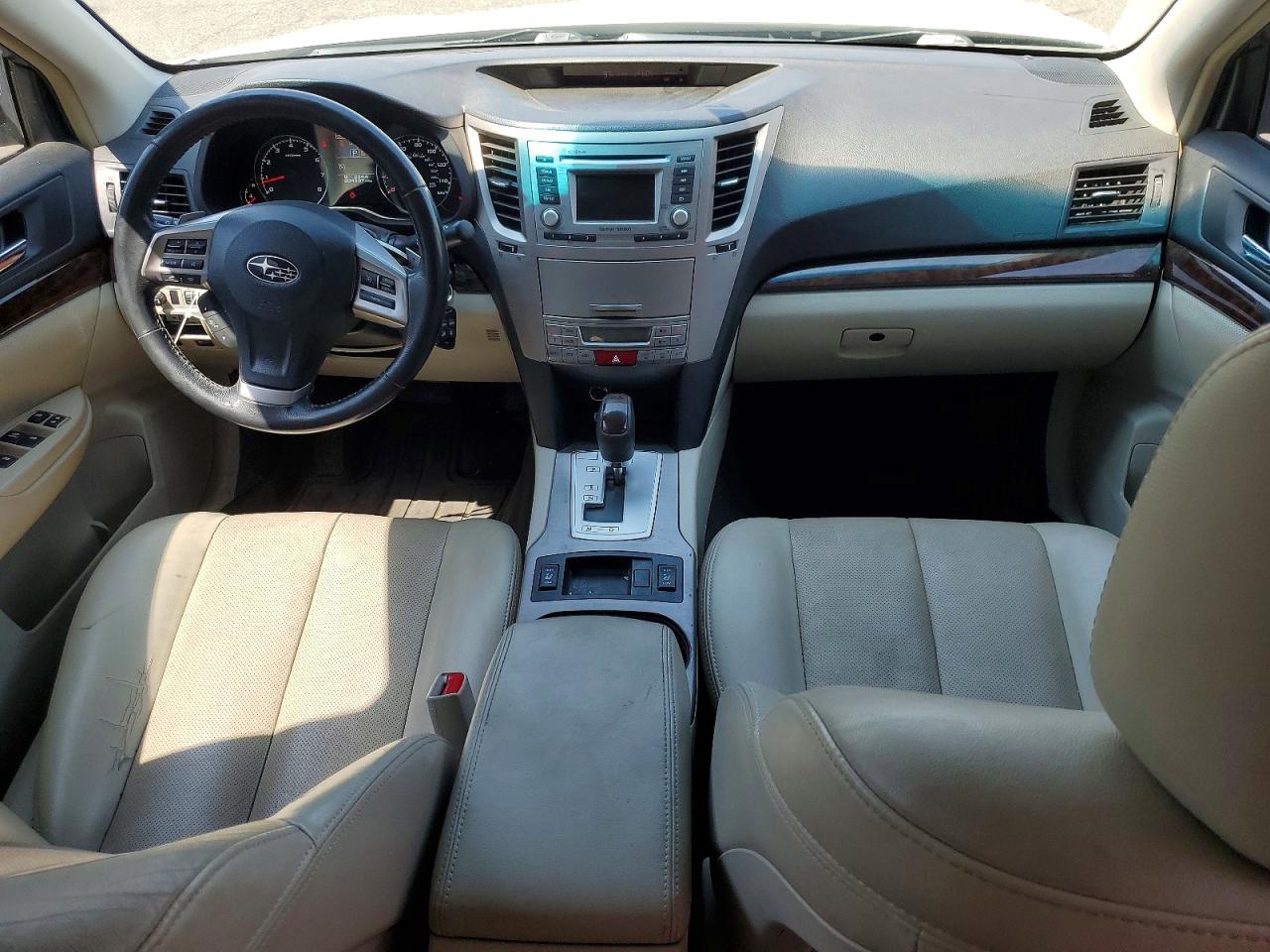 2013 Subaru Legacy 2.5i Limited White vin: 4S3BMBK62D3045696