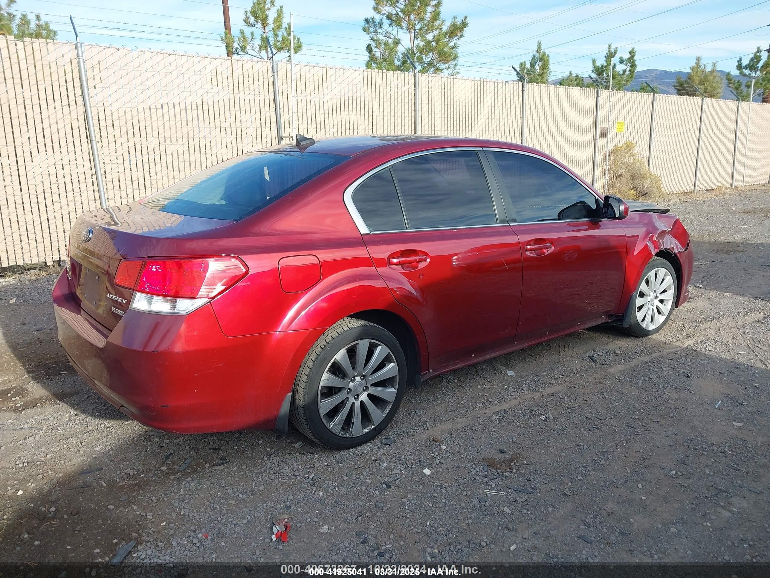 2011 Subaru Legacy 2.5i Limited Burgundy vin: 4S3BMBK63B3225279