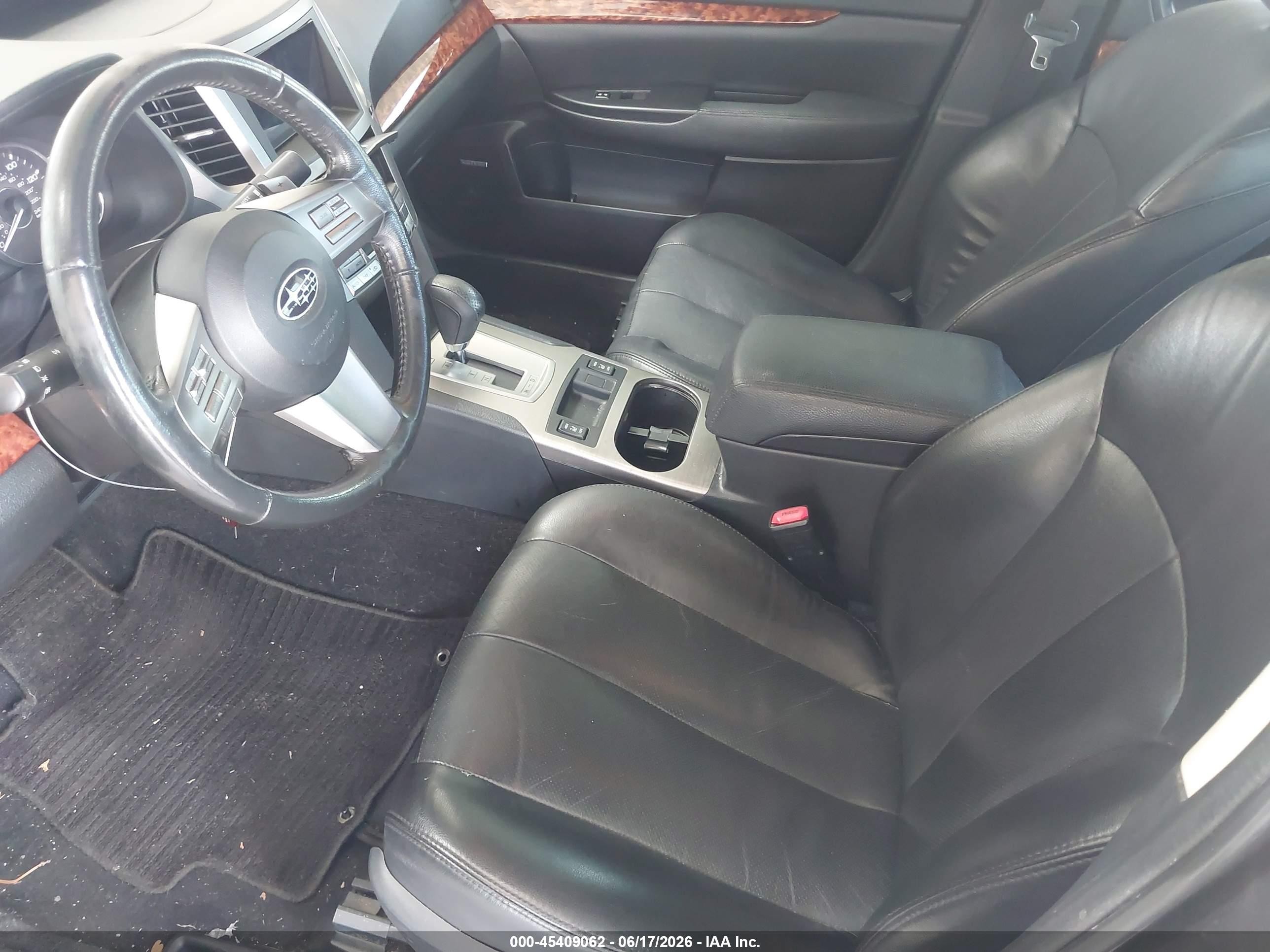 2011 Subaru Legacy 2.5i Limited Gray vin: 4S3BMBK63B3235472