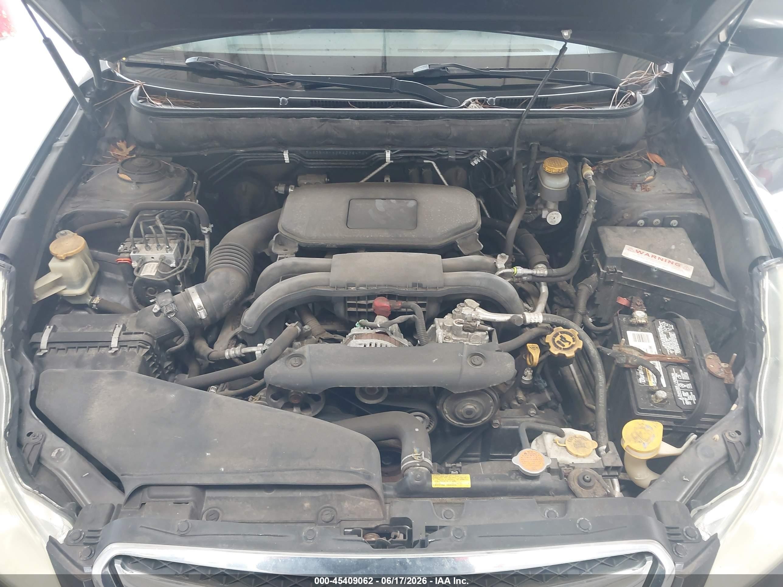 2011 Subaru Legacy 2.5i Limited Gray vin: 4S3BMBK63B3235472