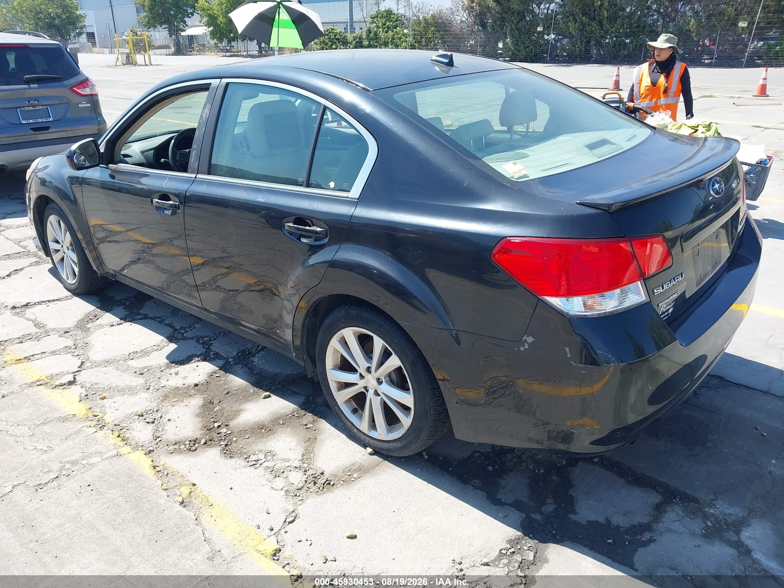 2013 Subaru Legacy 2.5i Limited Black vin: 4S3BMBK63D3018443