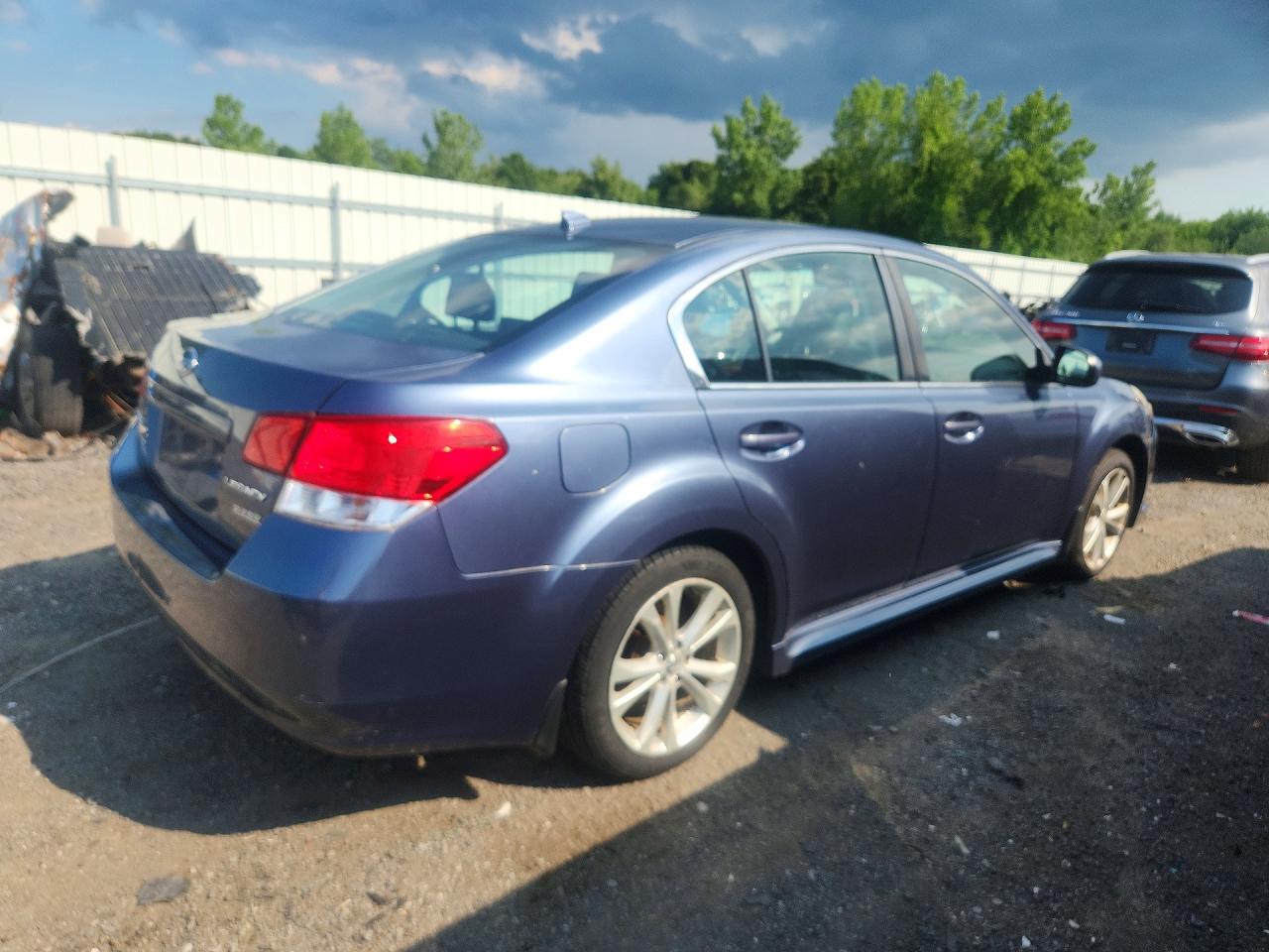 2013 Subaru Legacy 2.5i Limited Blue vin: 4S3BMBK64D3017513